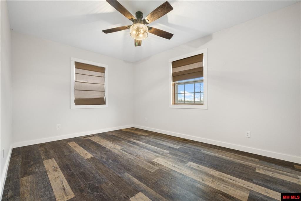 7590 Orchard Point Road