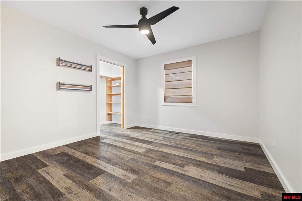 7590 Orchard Point Road