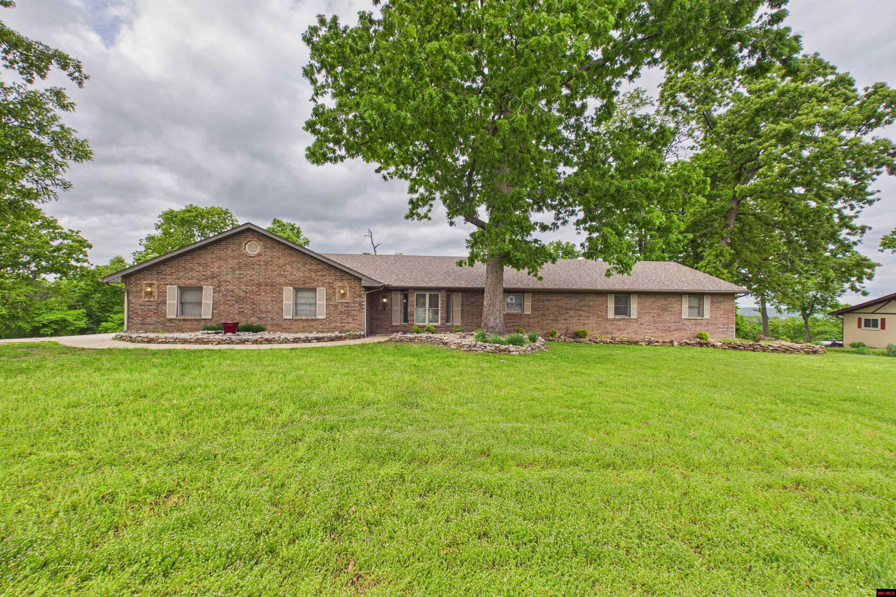 334 FOREST HILLS DRIVE Mountain Home, AR 72653