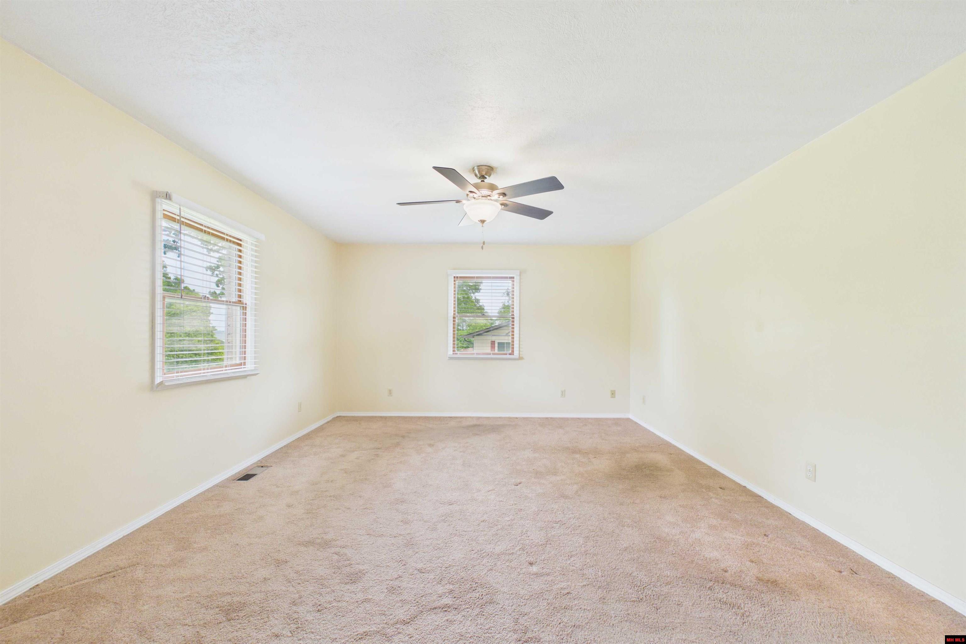 334 FOREST HILLS DRIVE Mountain Home, AR 72653