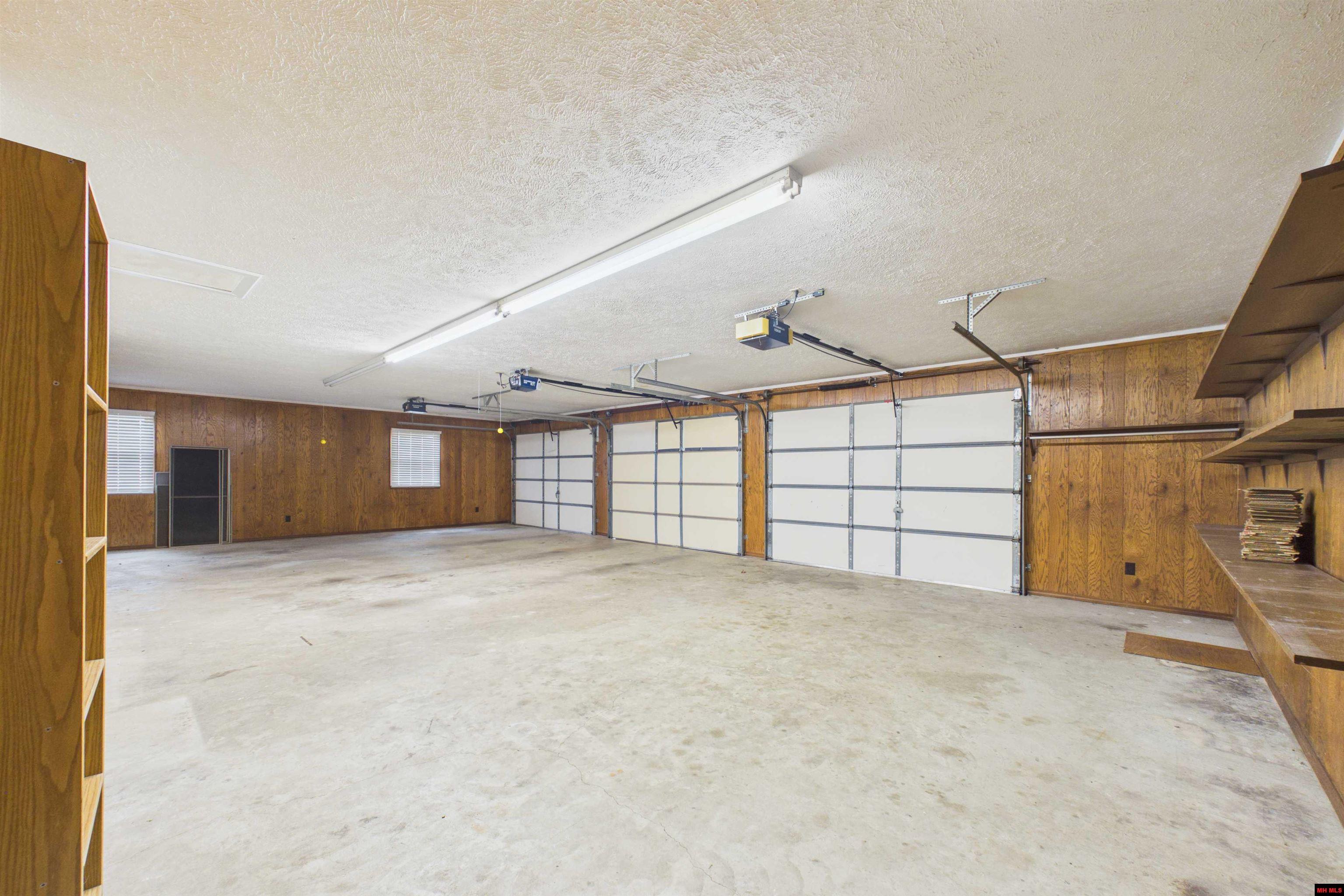 334 FOREST HILLS DRIVE Mountain Home, AR 72653