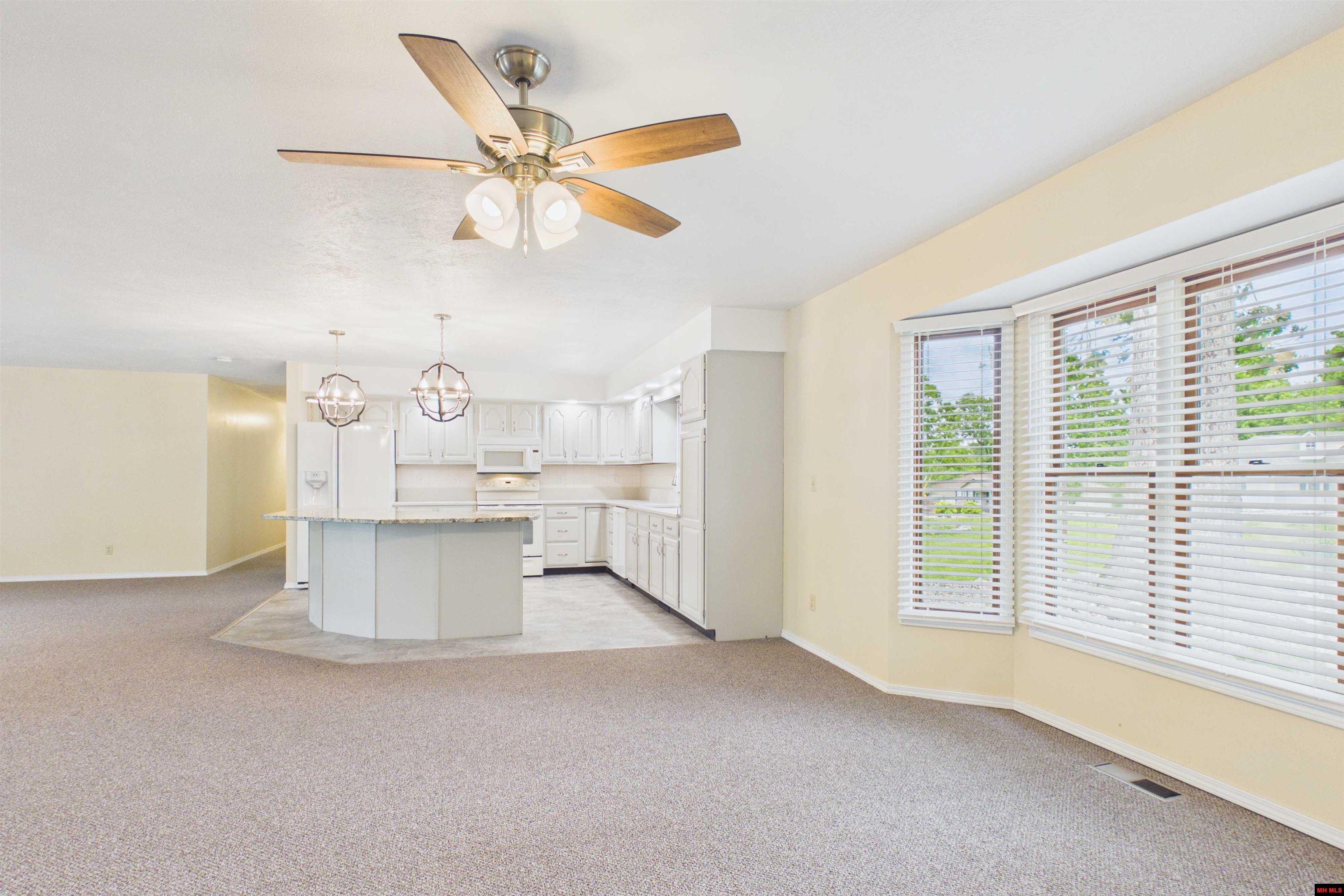 334 FOREST HILLS DRIVE Mountain Home, AR 72653