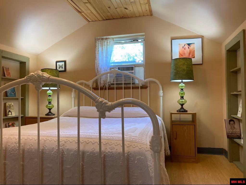 001-00673-000 Cozy Lane