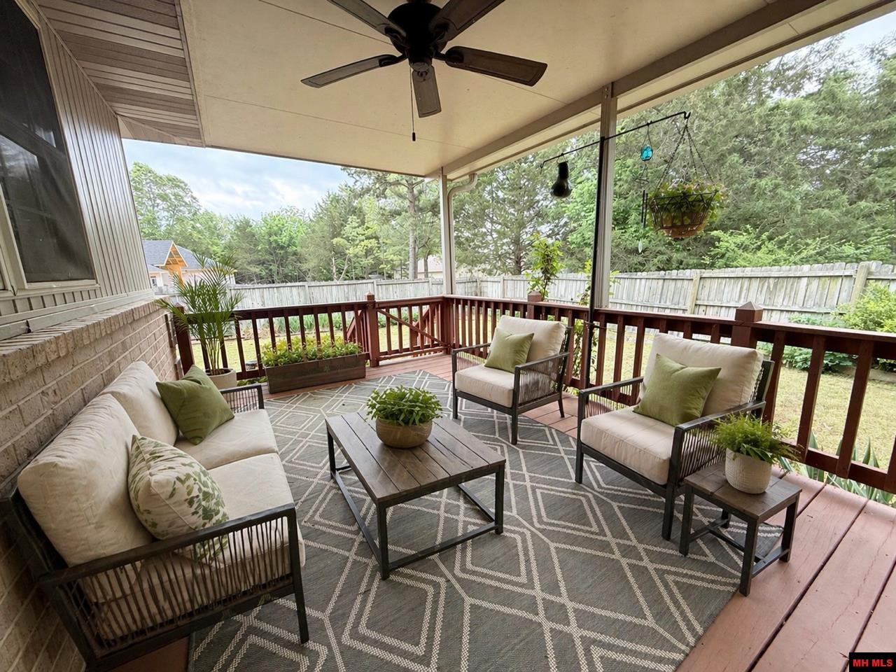 109 WINTERVIEW Bull Shoals, AR 72619