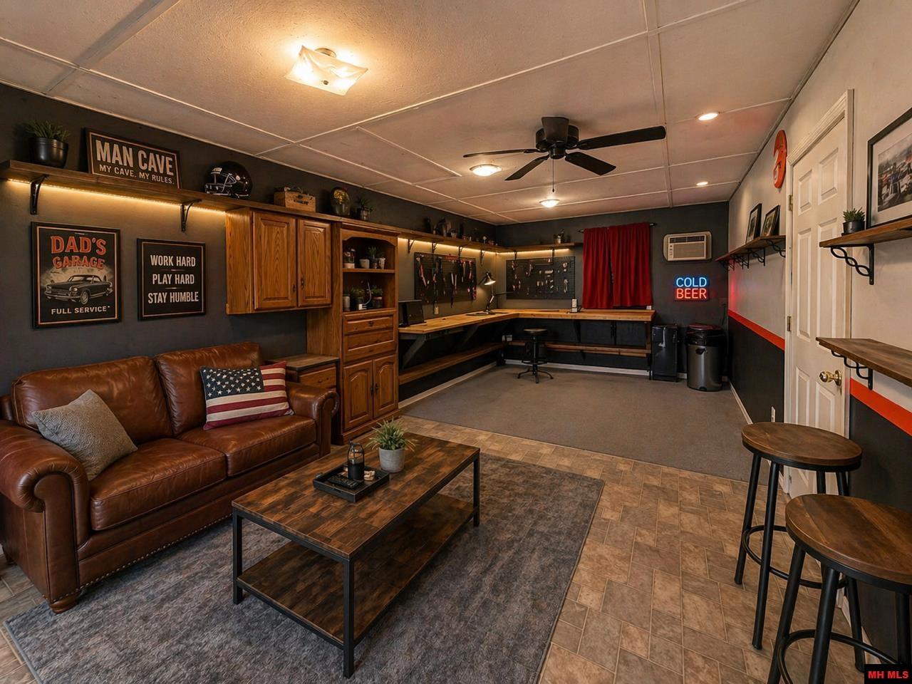109 WINTERVIEW Bull Shoals, AR 72619