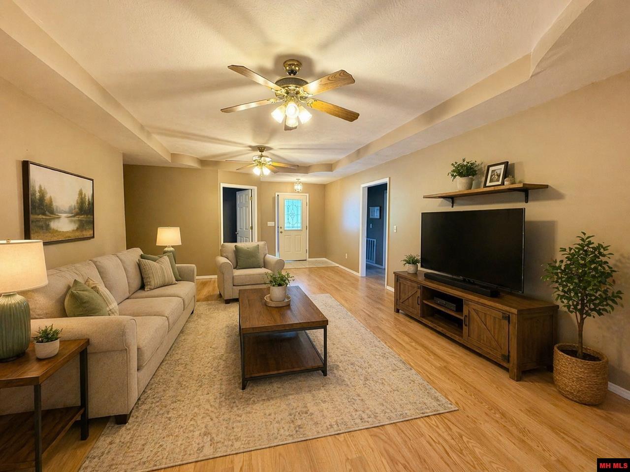 109 WINTERVIEW Bull Shoals, AR 72619