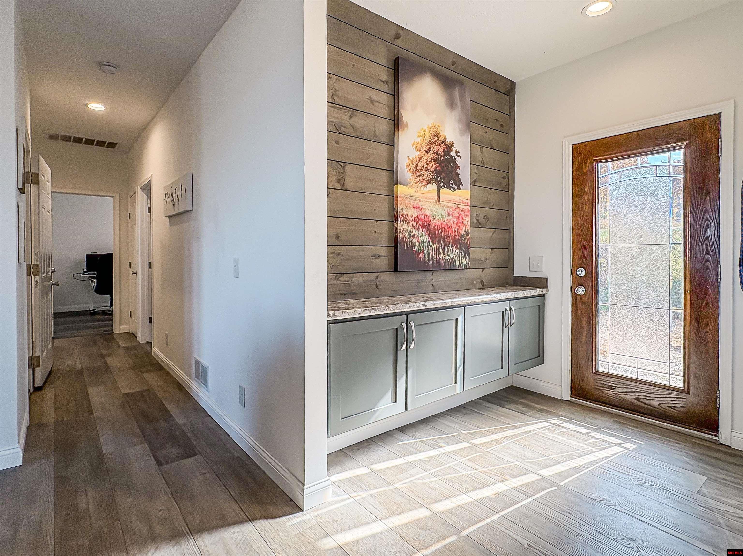 118 Linda Vista Lane