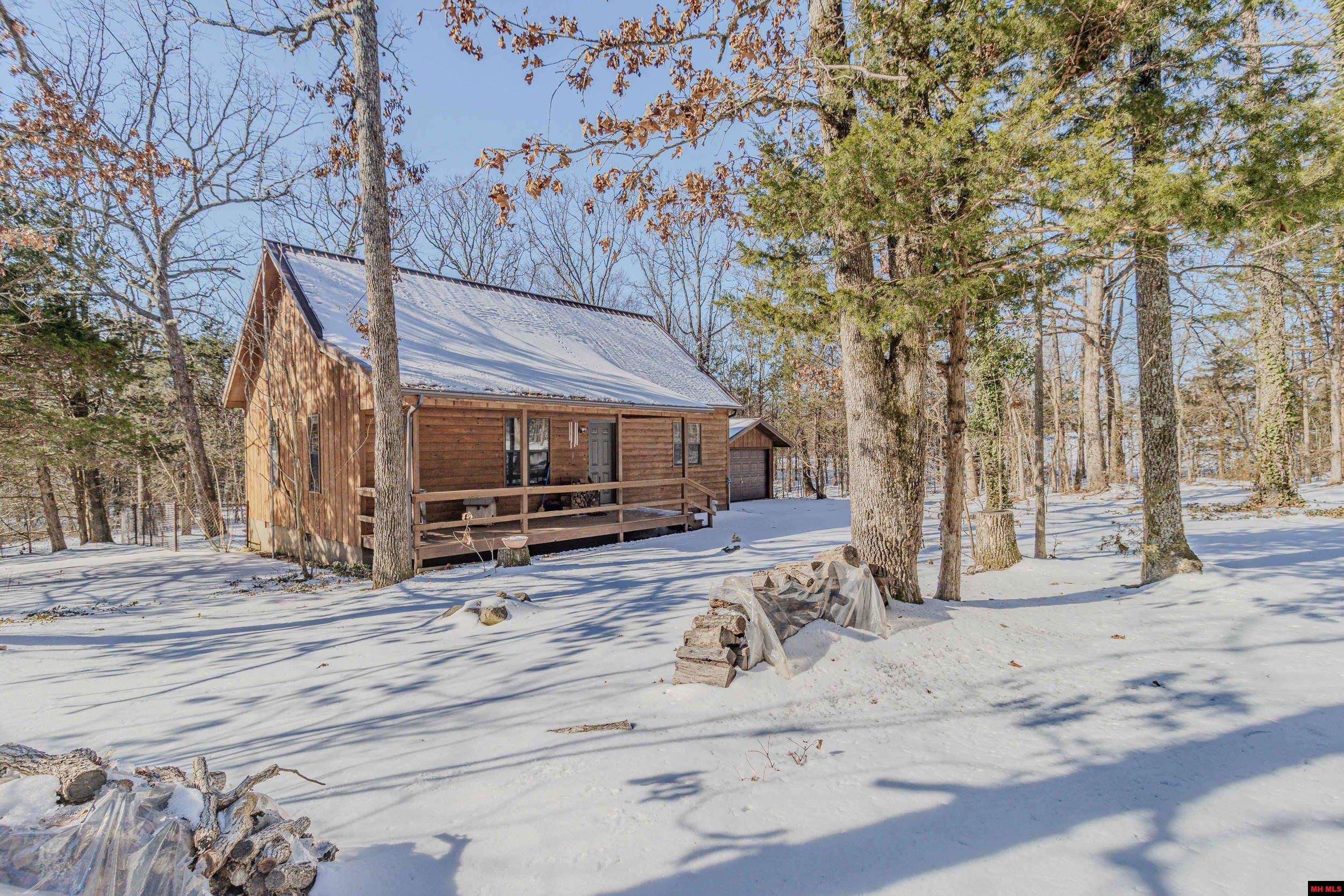 1017 Peace Valley Road