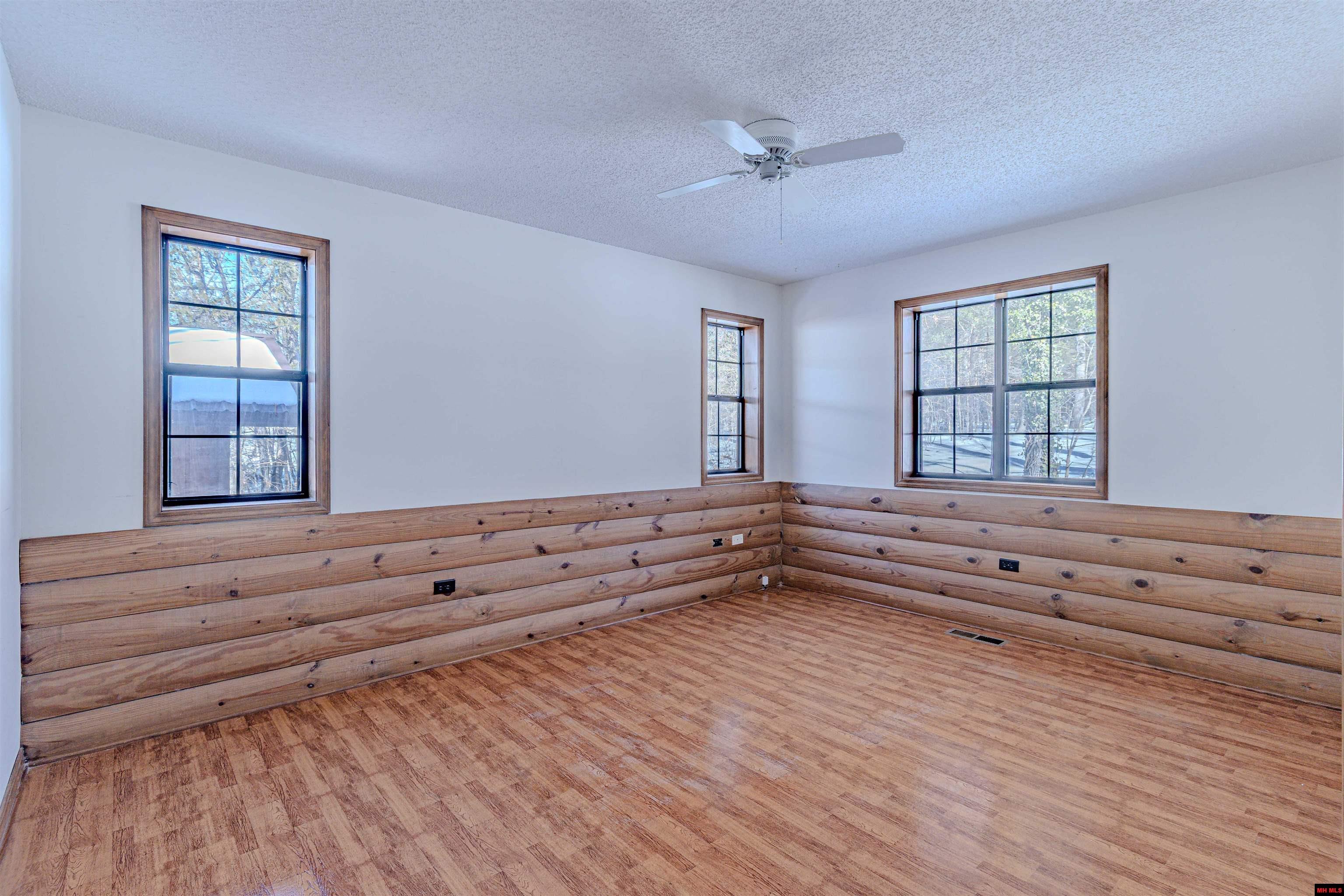 1017 Peace Valley Road