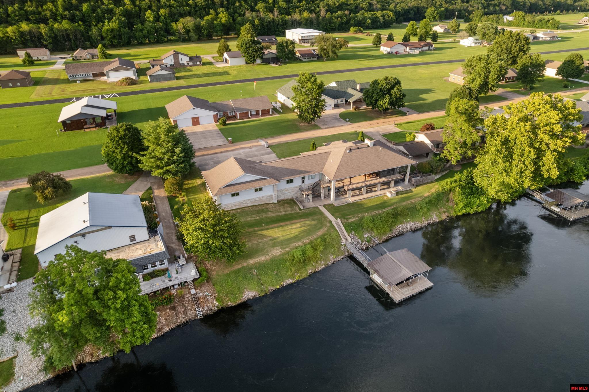 500 Valley Airport Drive