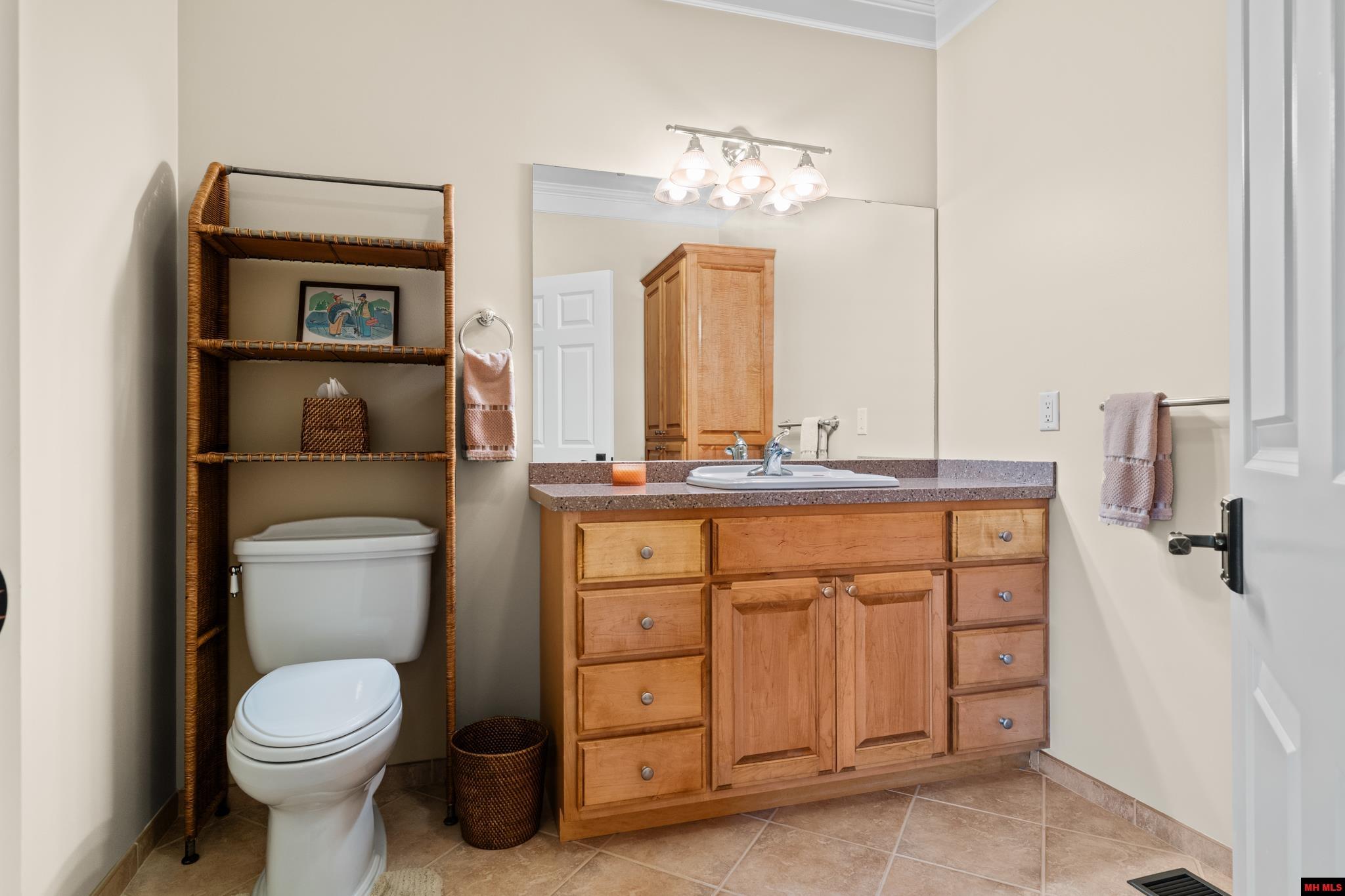 500 Valley Airport Drive