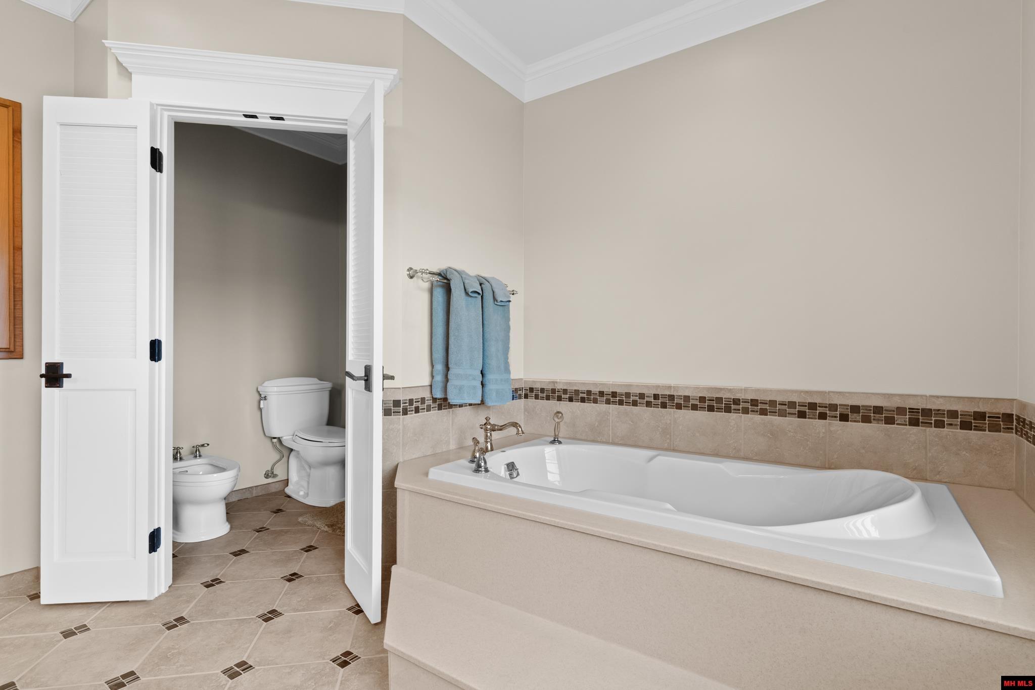 500 Valley Airport Drive