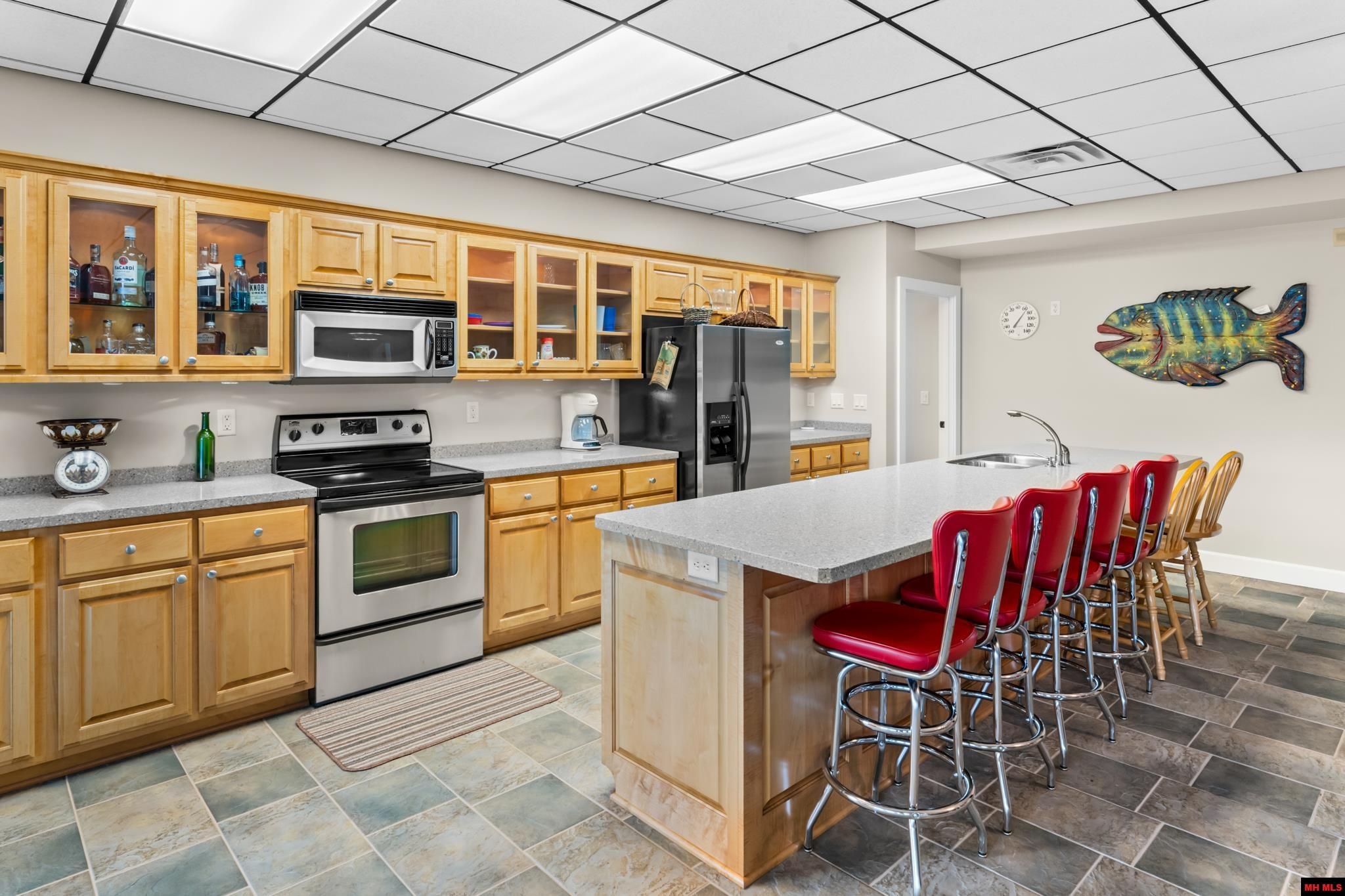 500 Valley Airport Drive