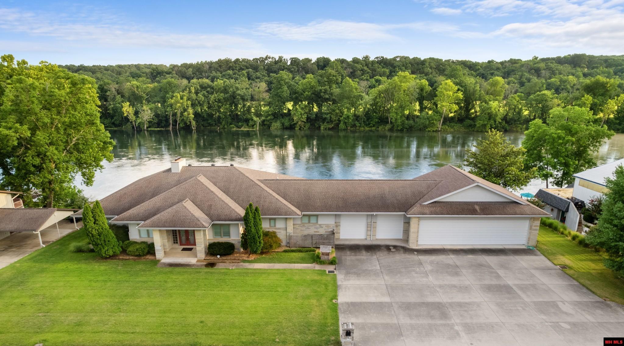 500 Valley Airport Drive