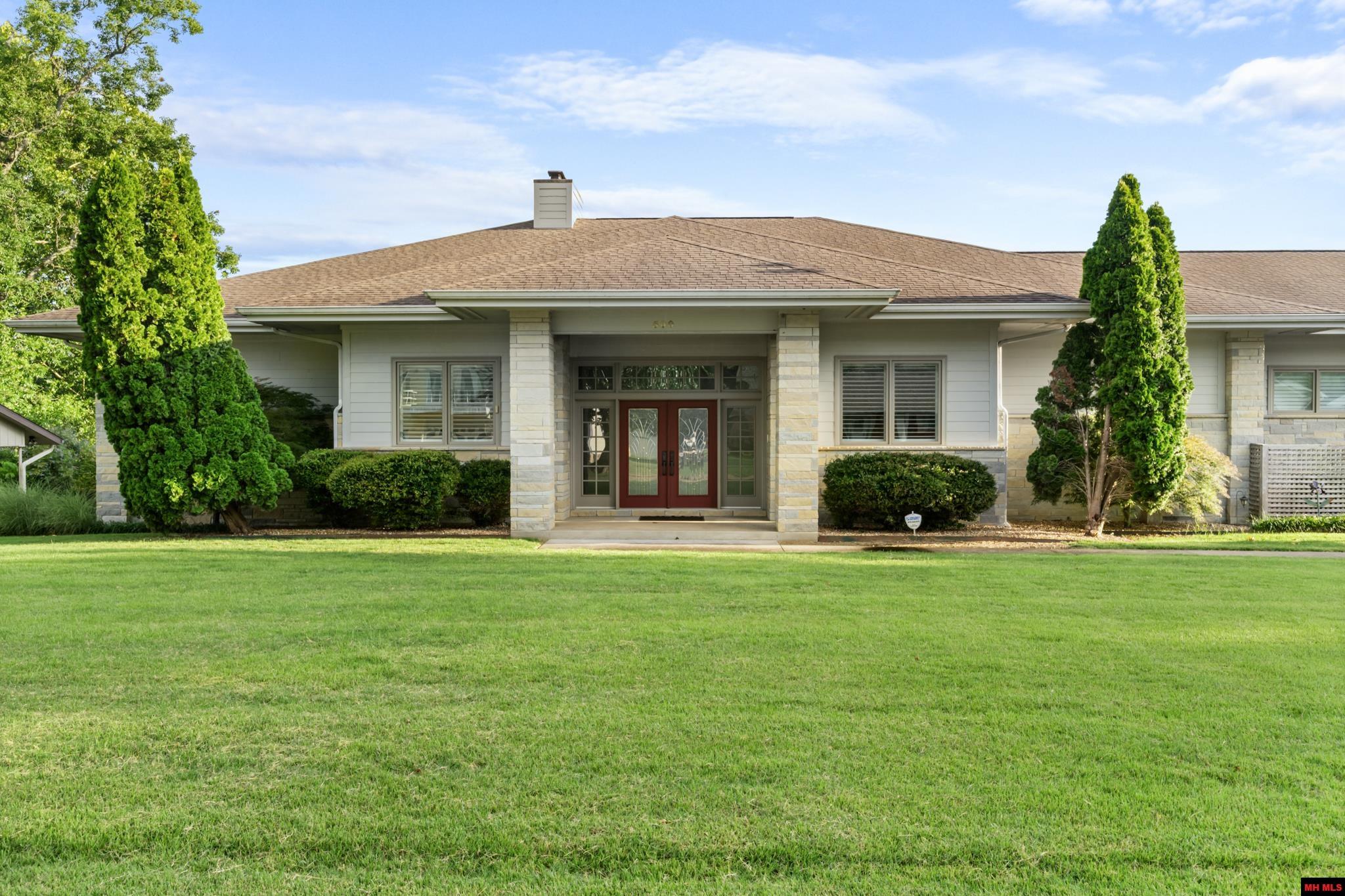 500 Valley Airport Drive