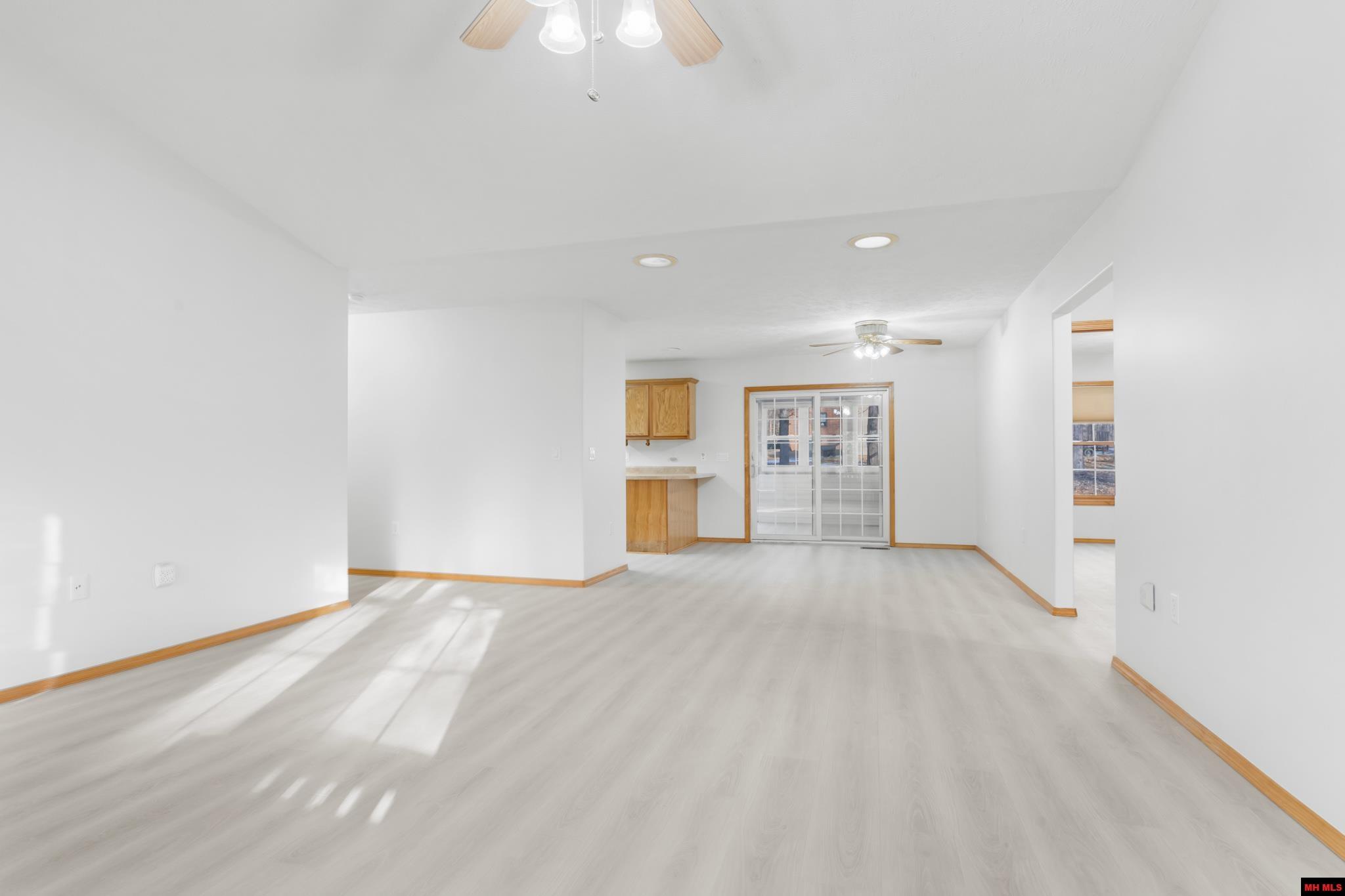 255 GLEN COVE DRIVE Lakeview, AR 72642