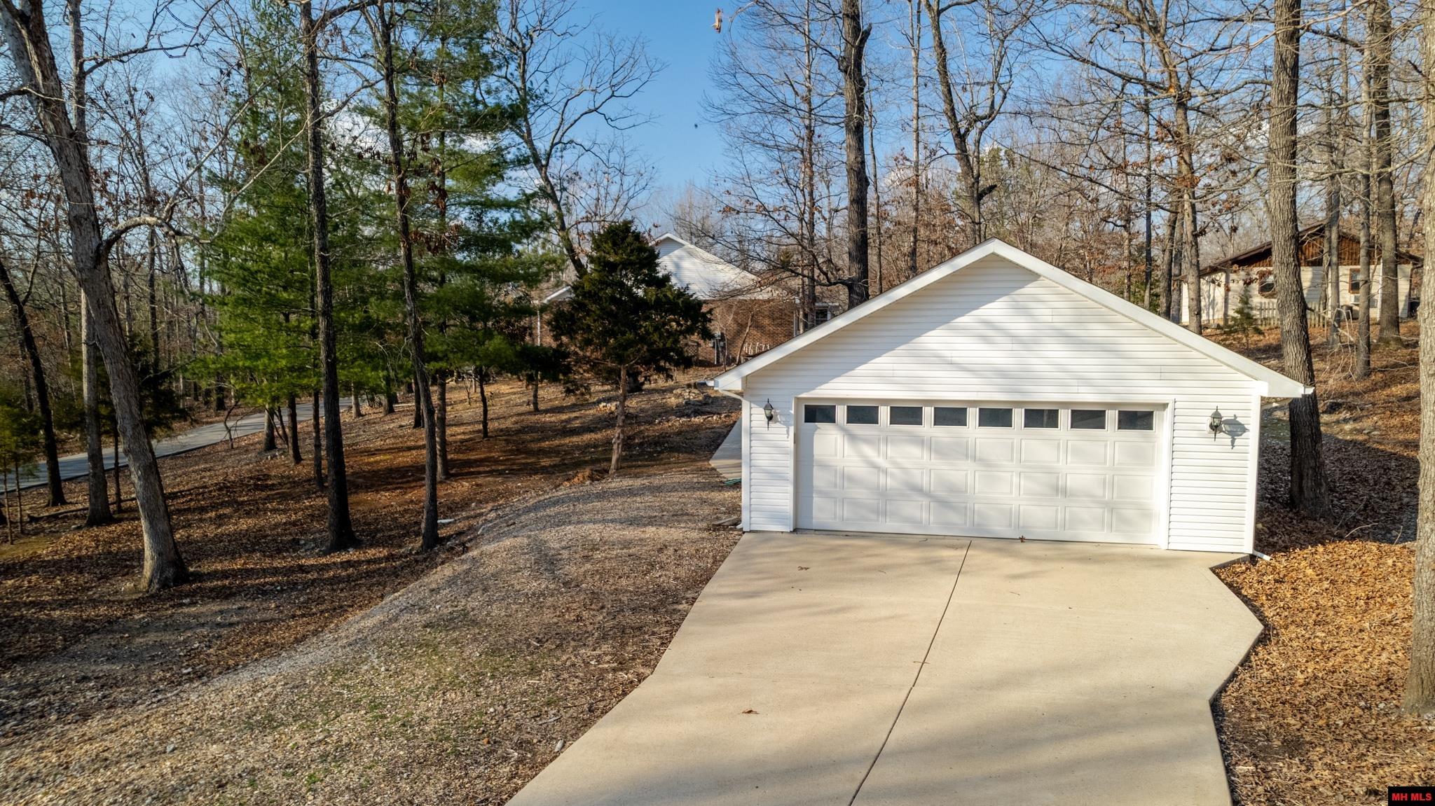 255 GLEN COVE DRIVE Lakeview, AR 72642