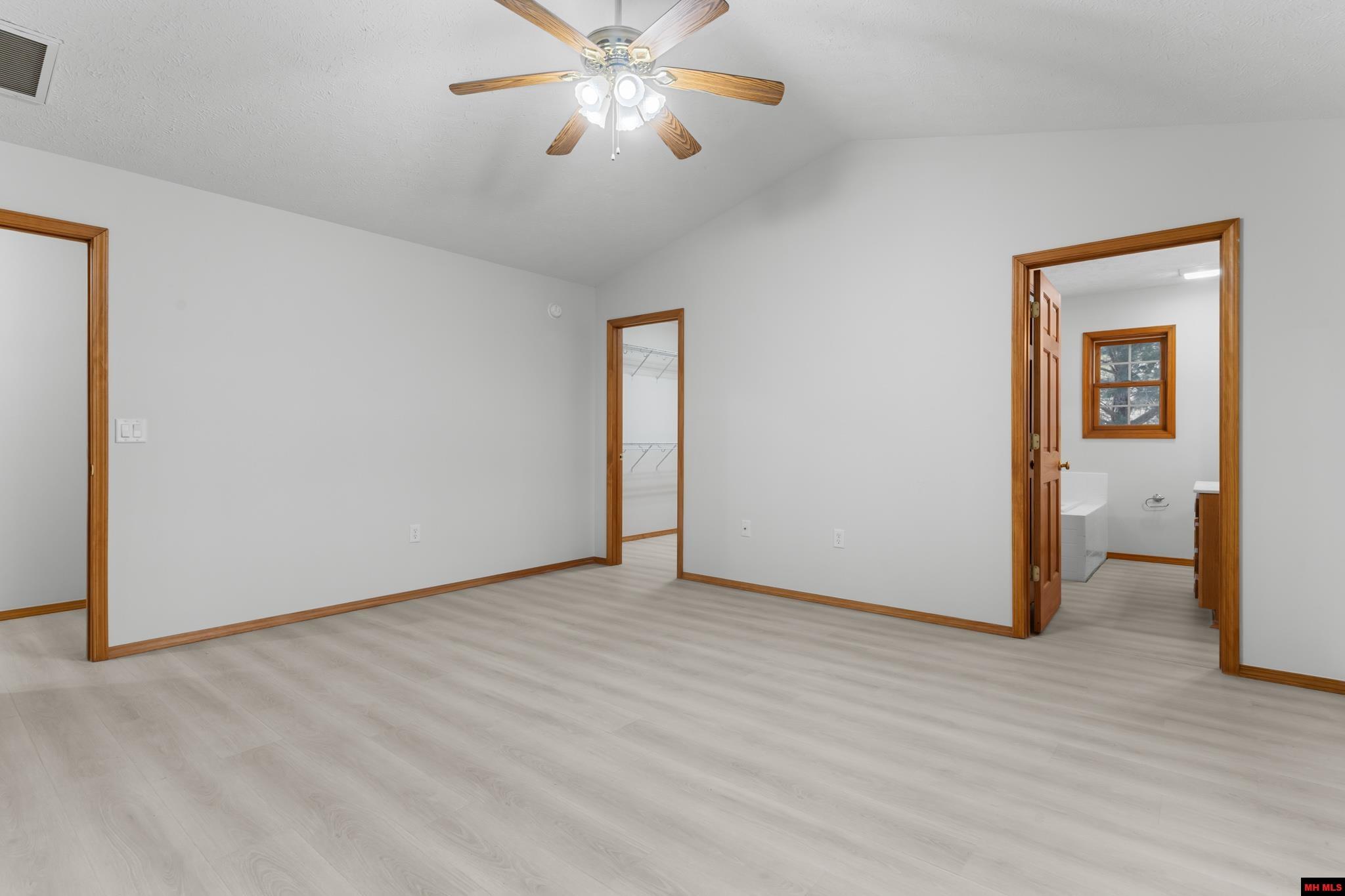 255 GLEN COVE DRIVE Lakeview, AR 72642