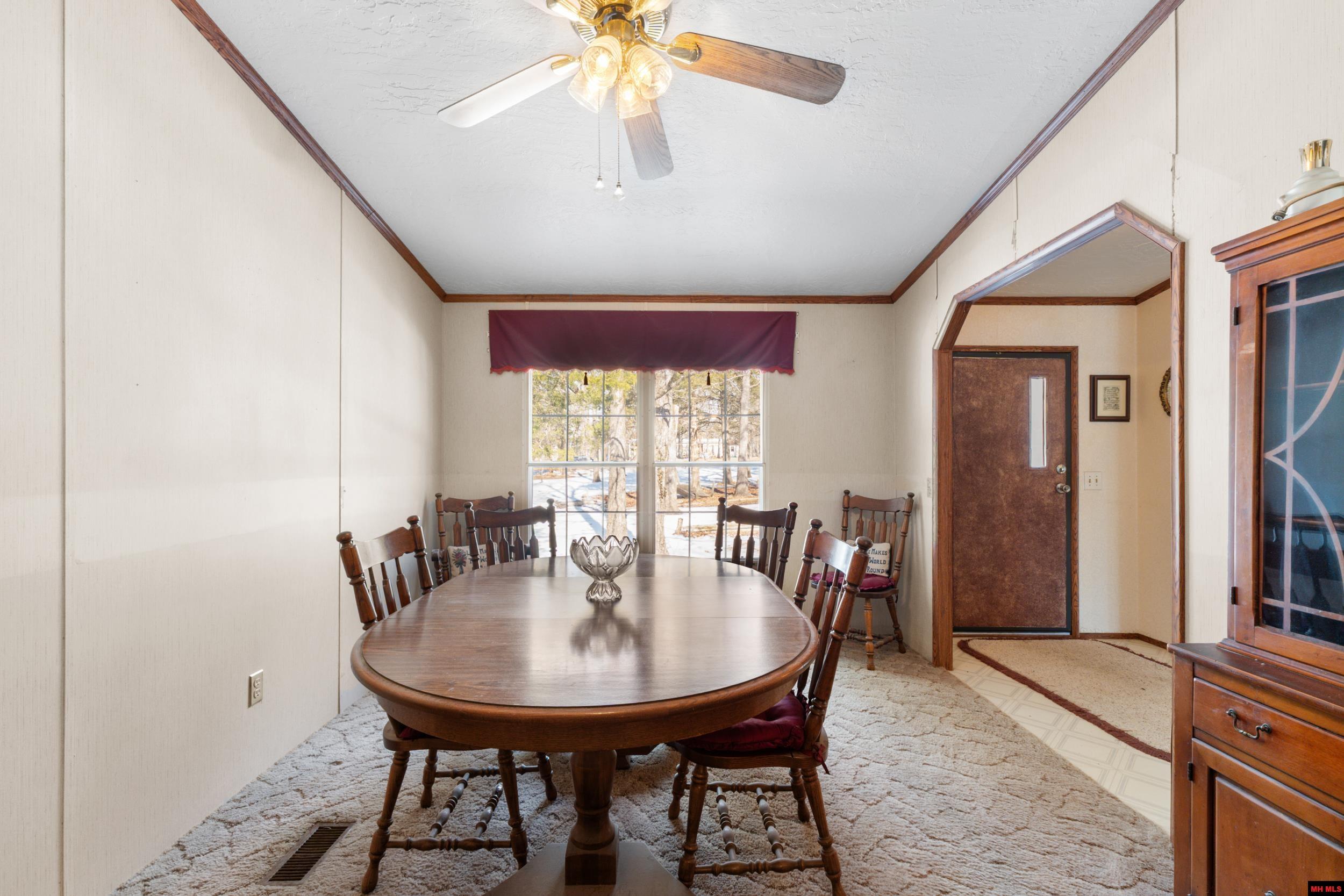 2555 Buzzard Roost Road