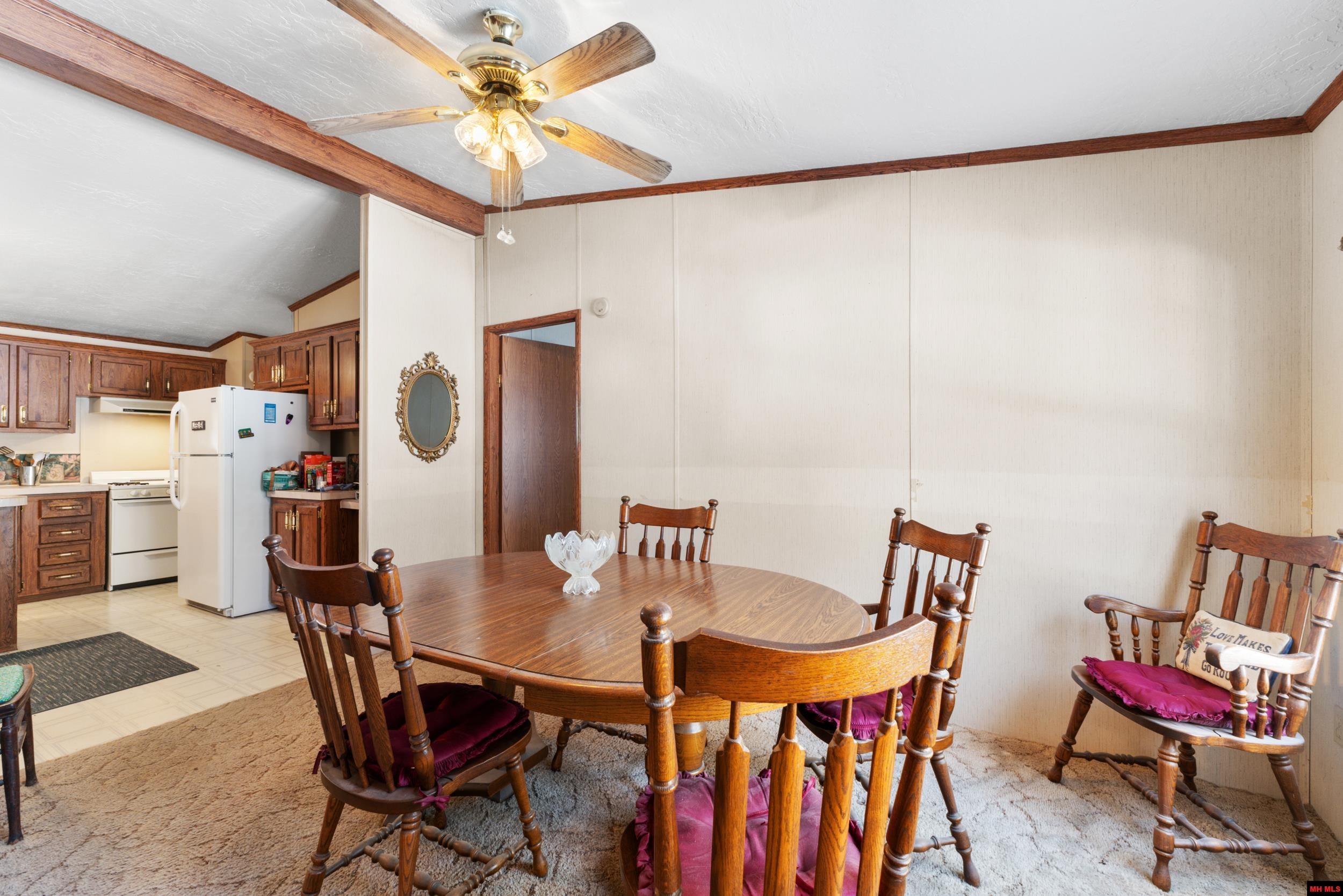 2555 Buzzard Roost Road