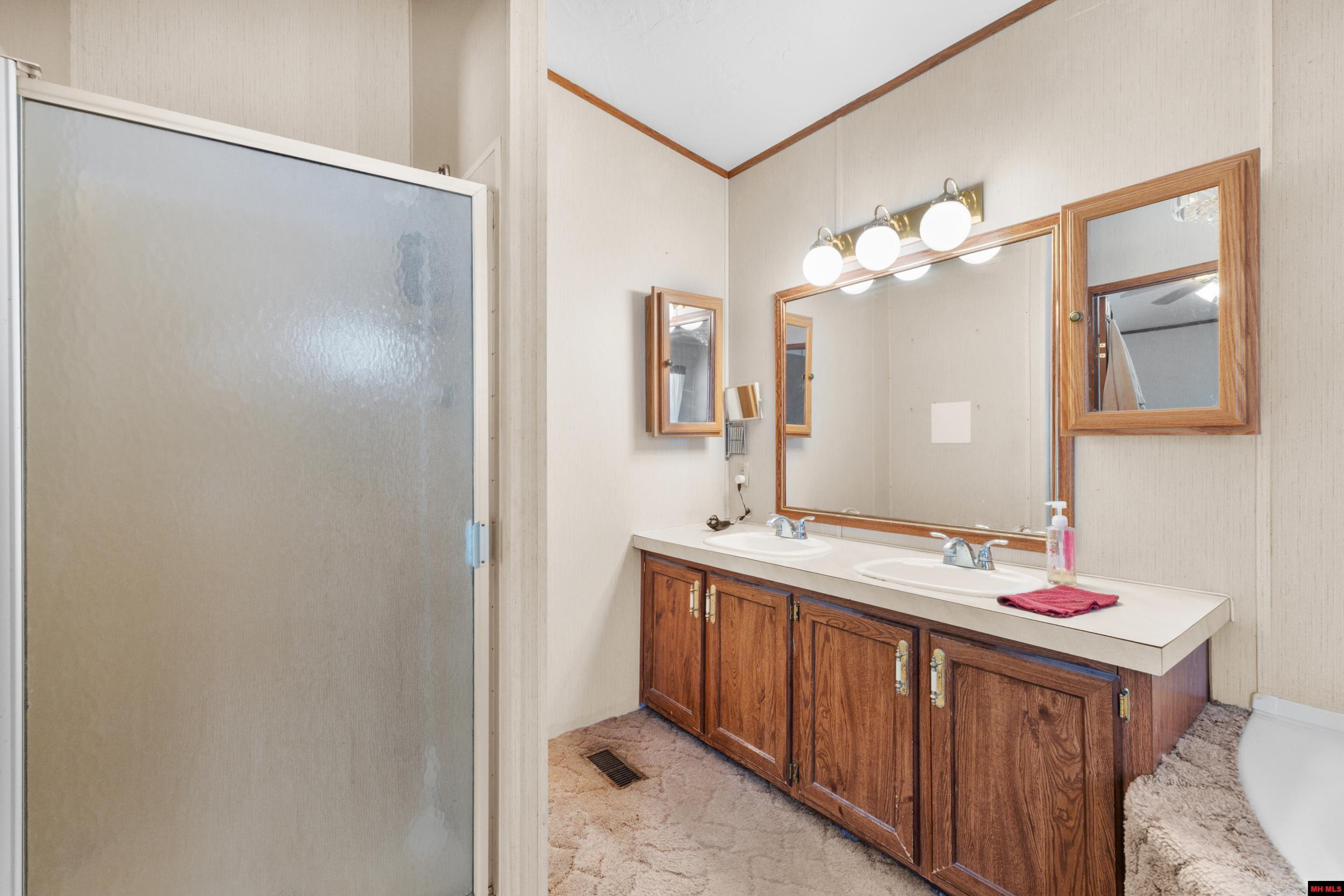 2555 Buzzard Roost Road