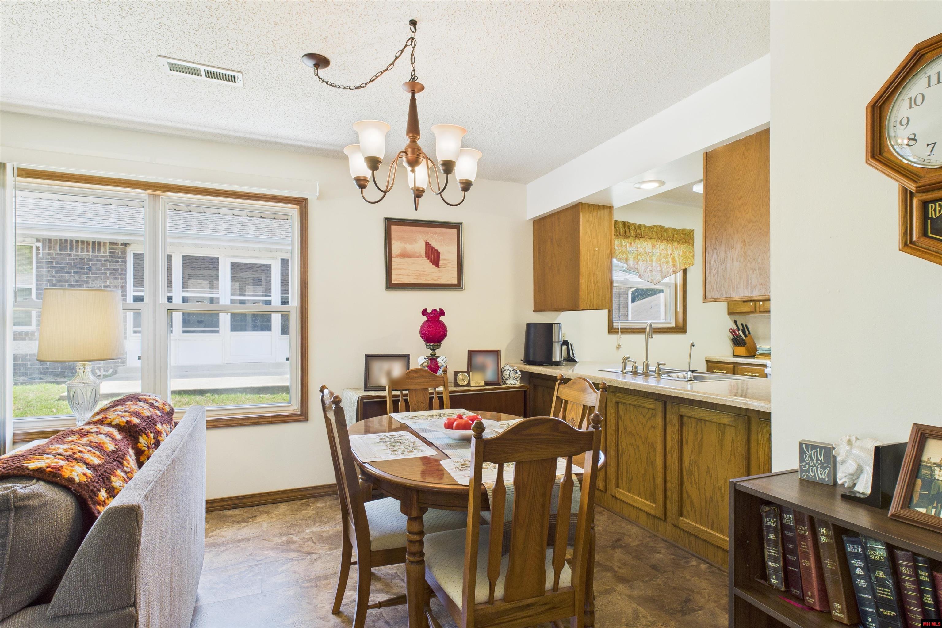 1535 Meadowhill Drive