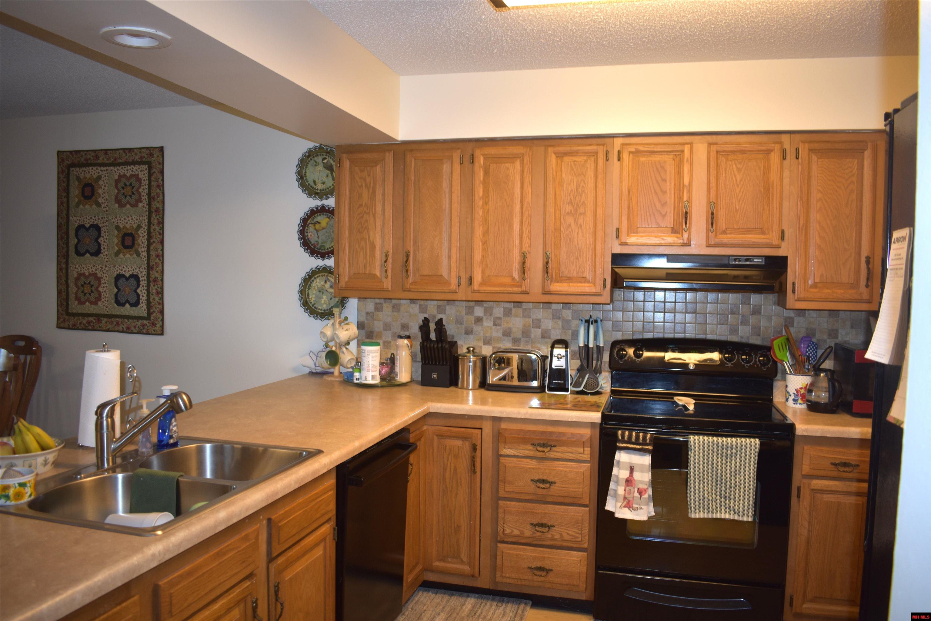 1500 POST OAK WAY Mountain Home, AR