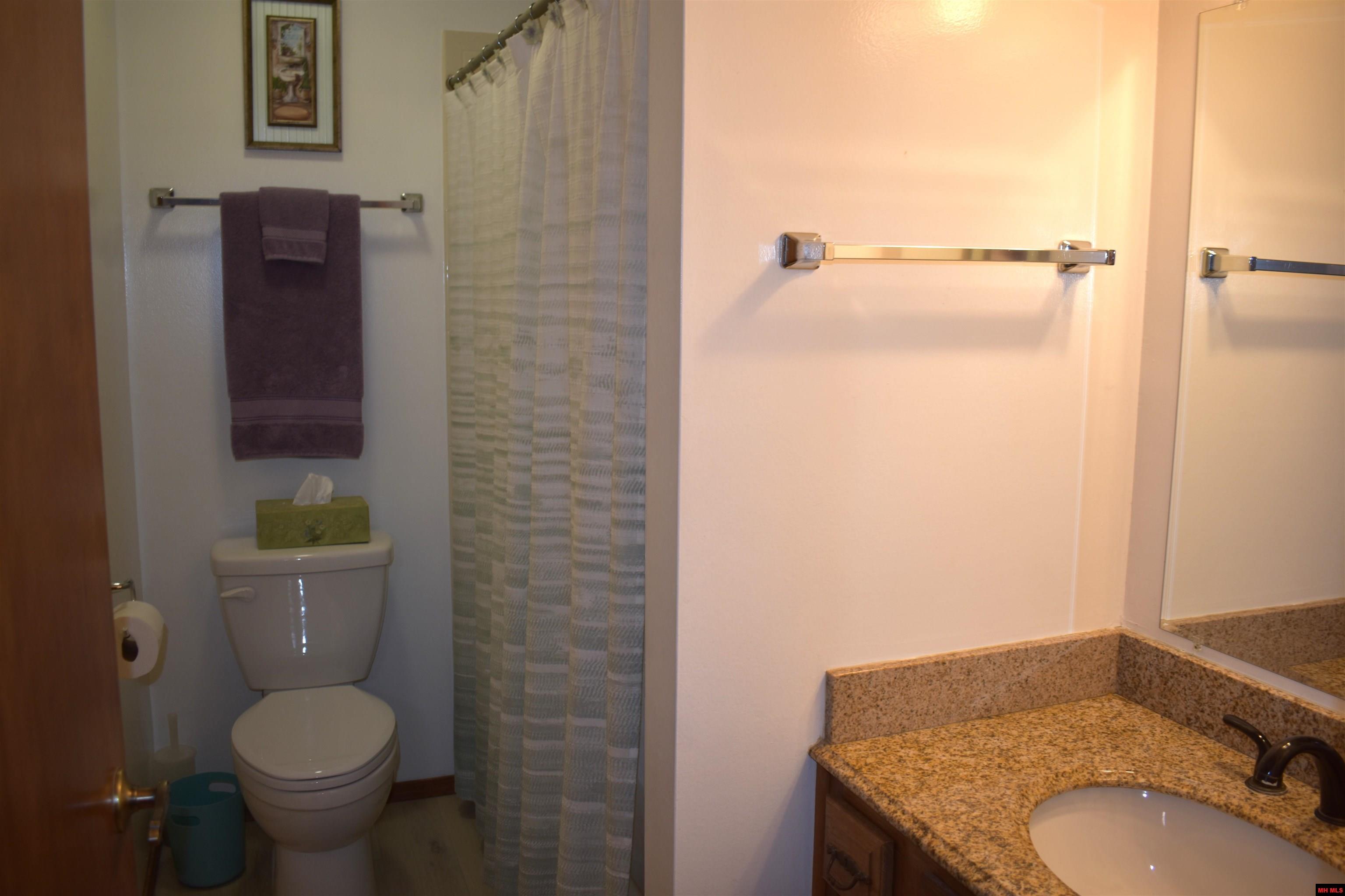 1500 POST OAK WAY Mountain Home, AR