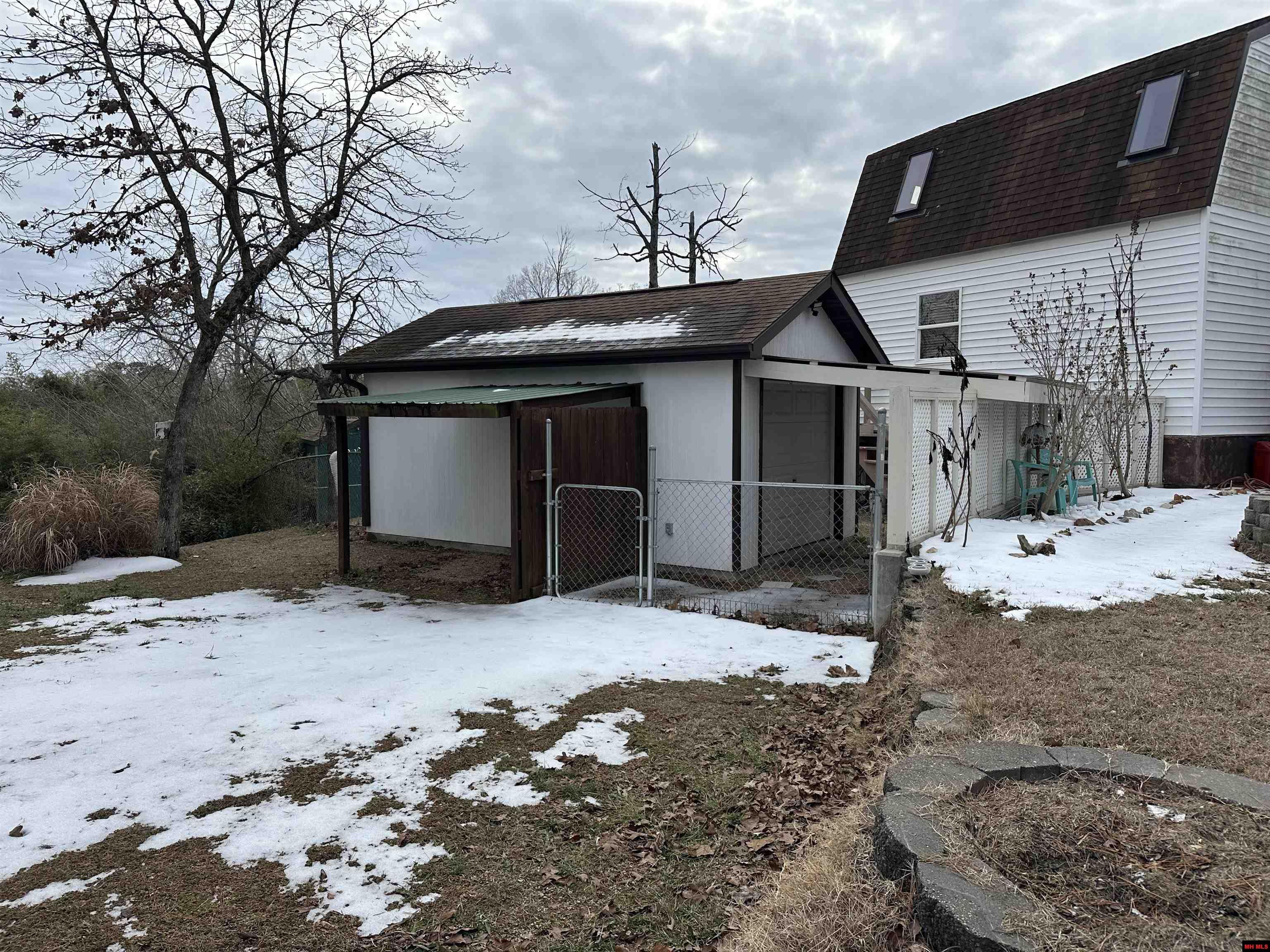 79 OAKRIDGE DRIVE Salesville, AR