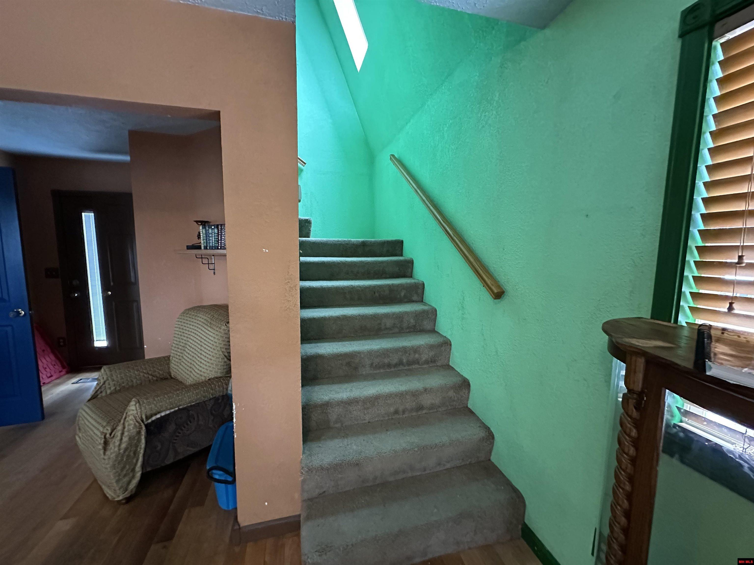 79 OAKRIDGE DRIVE Salesville, AR