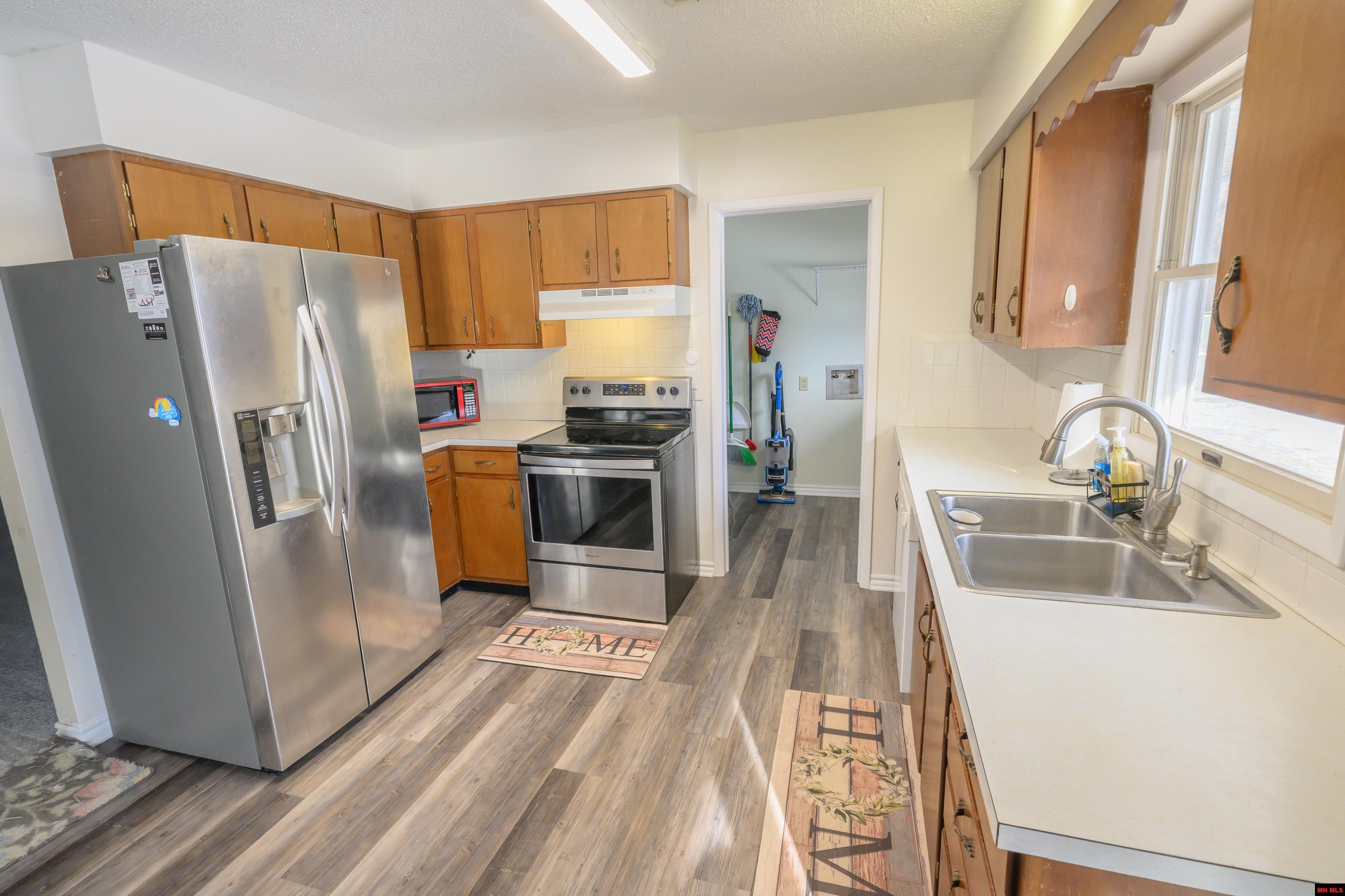 413 BOMBER BOULEVARD Mountain Home, AR