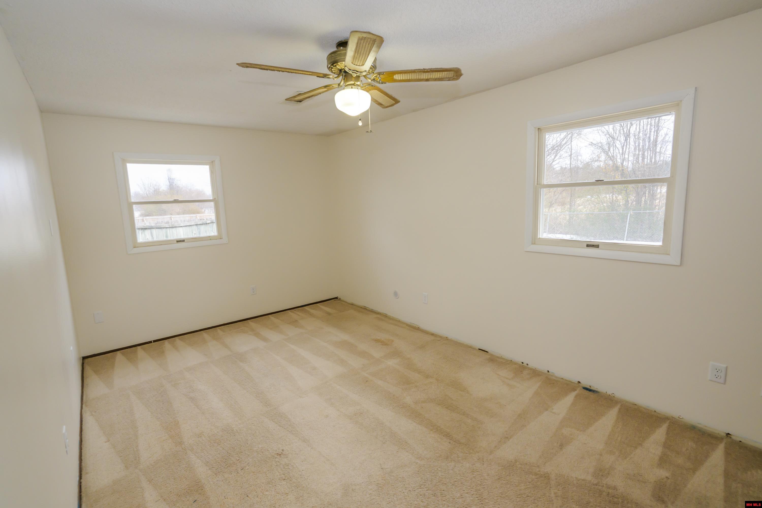 413 BOMBER BOULEVARD Mountain Home, AR