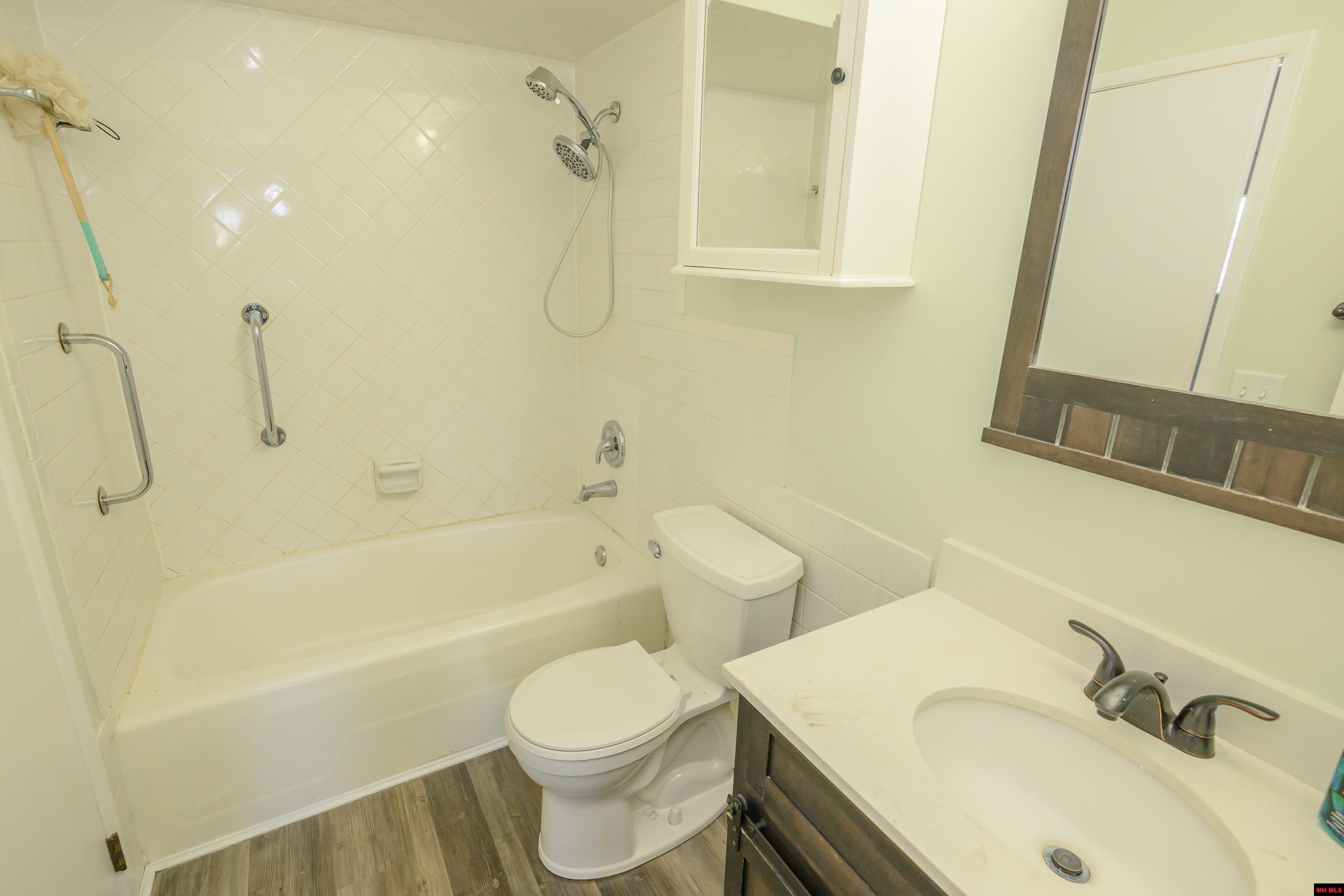 413 BOMBER BOULEVARD Mountain Home, AR