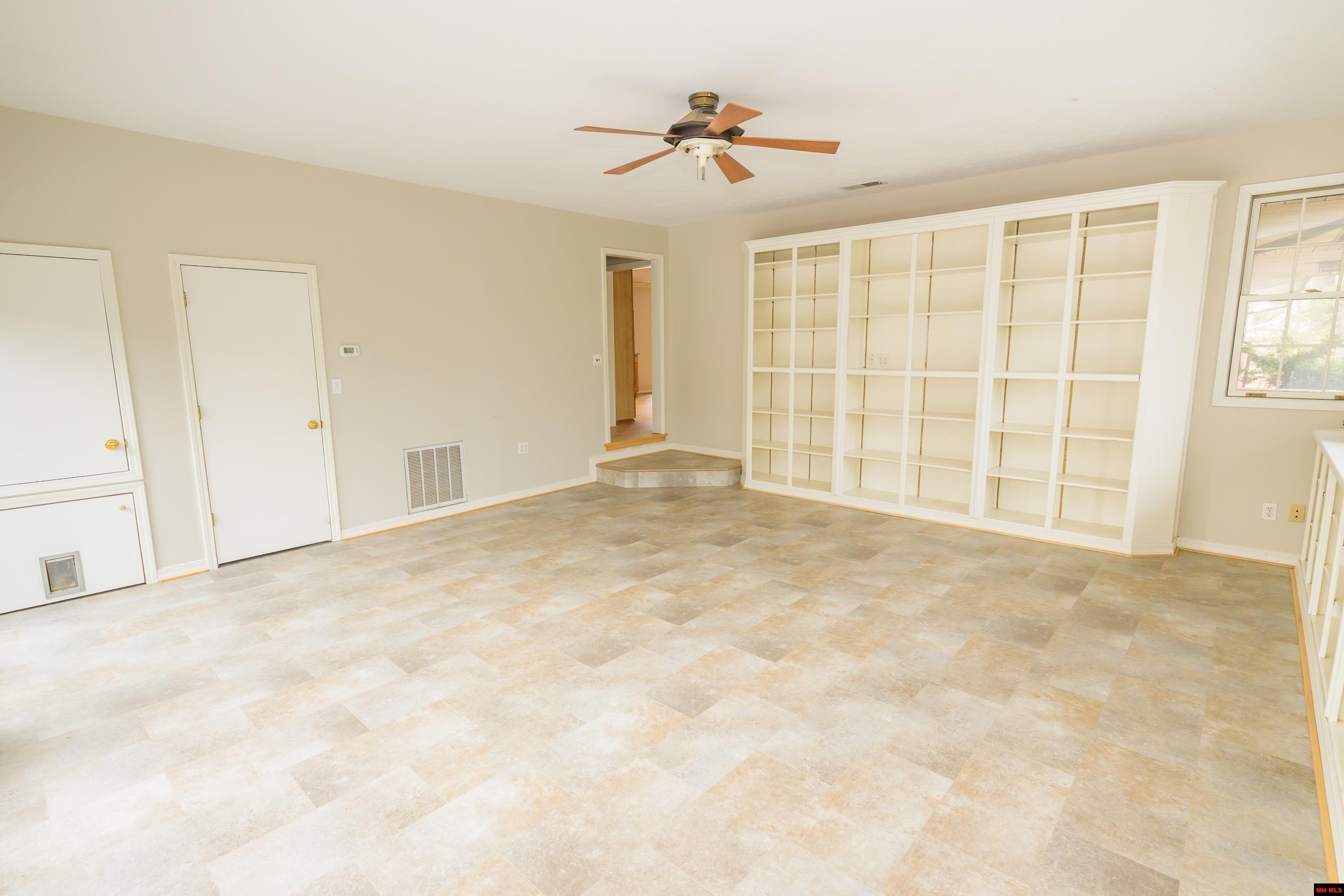 220 N CARDINAL DRIVE Mountain Home, AR