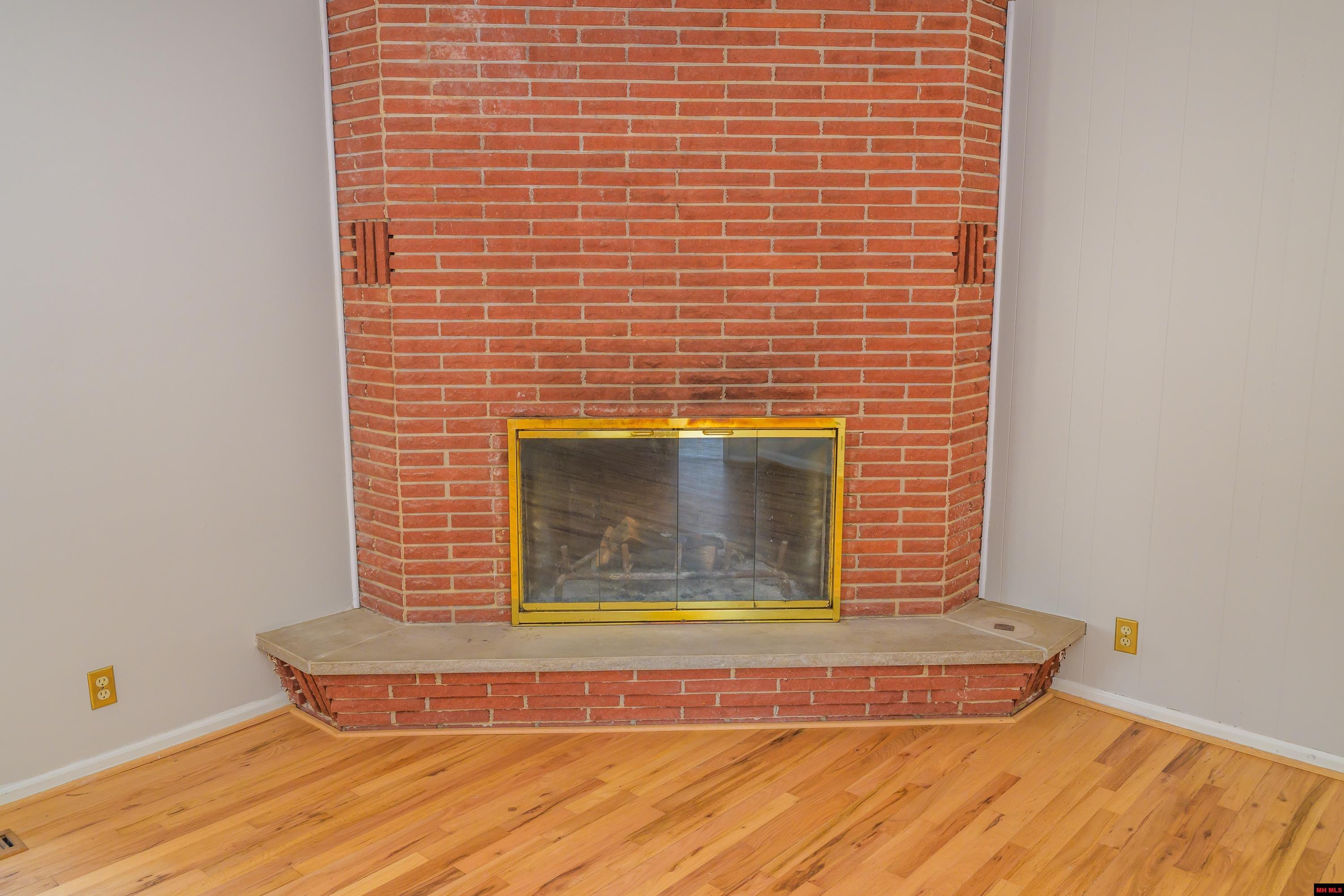 220 N CARDINAL DRIVE Mountain Home, AR