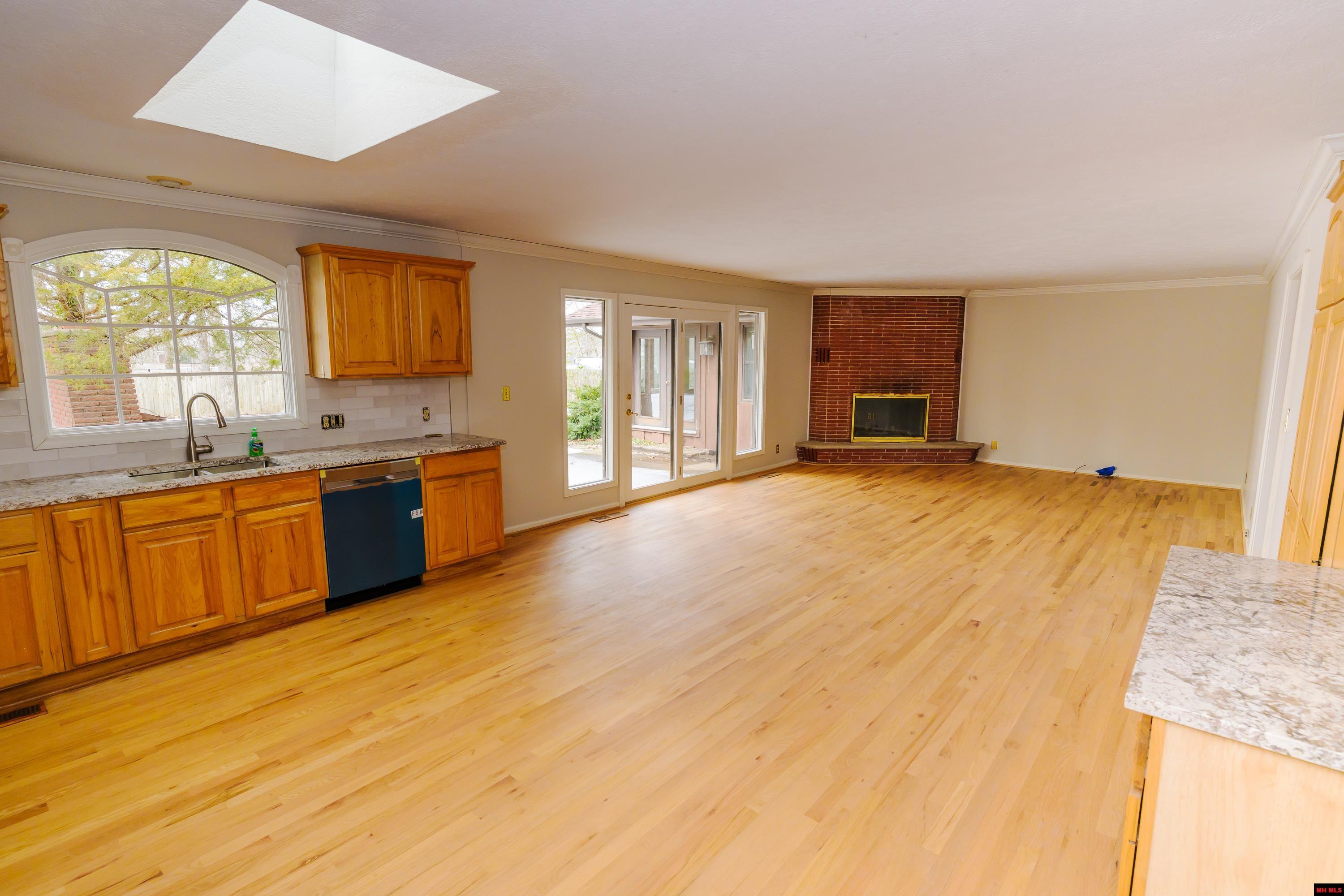 220 N CARDINAL DRIVE Mountain Home, AR