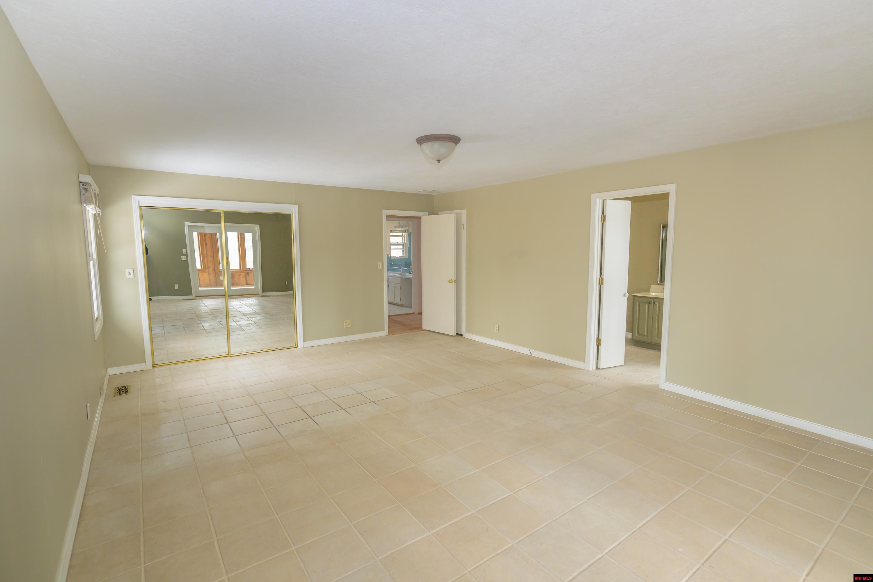 220 N CARDINAL DRIVE Mountain Home, AR