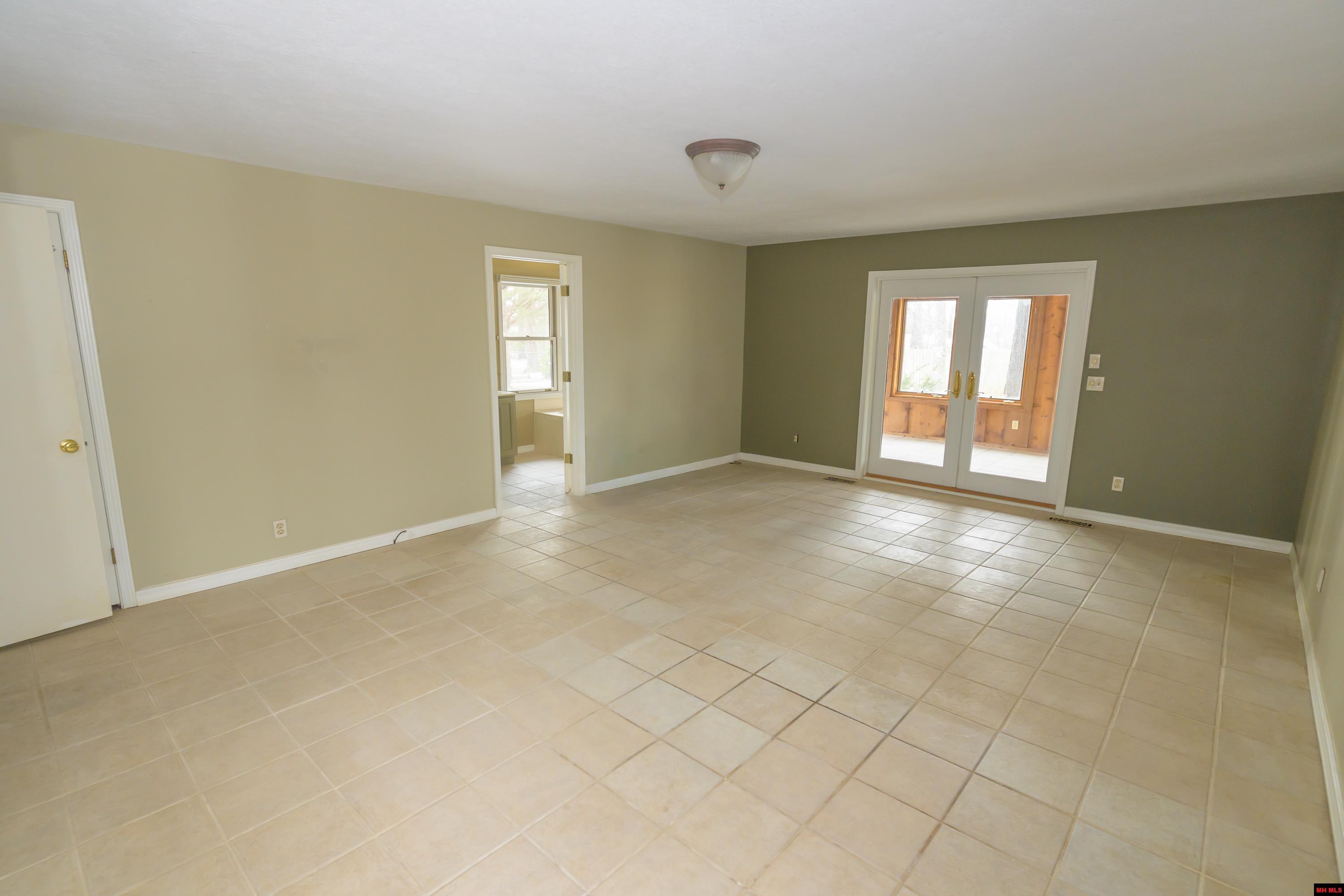 220 N CARDINAL DRIVE Mountain Home, AR