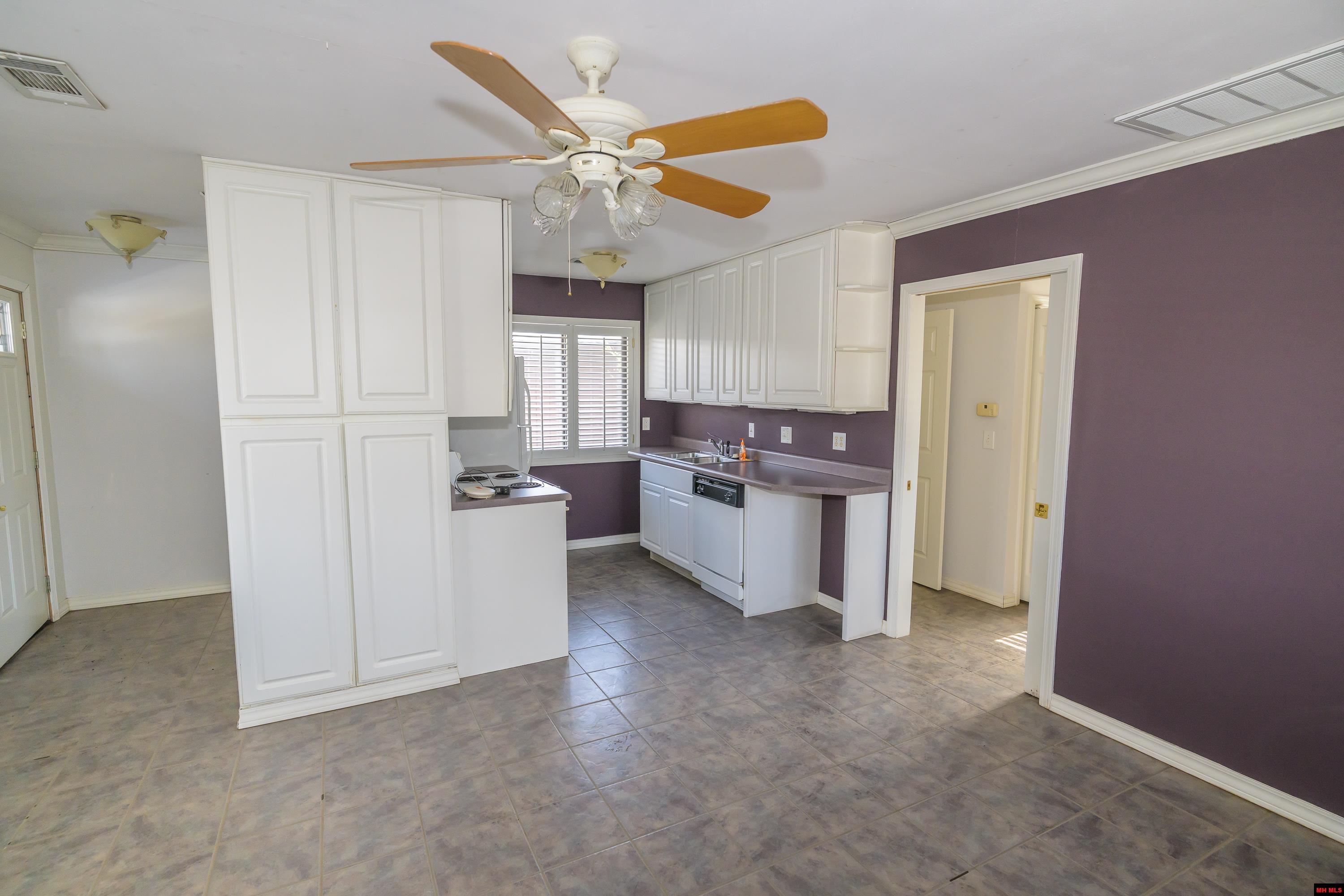 220 N CARDINAL DRIVE Mountain Home, AR