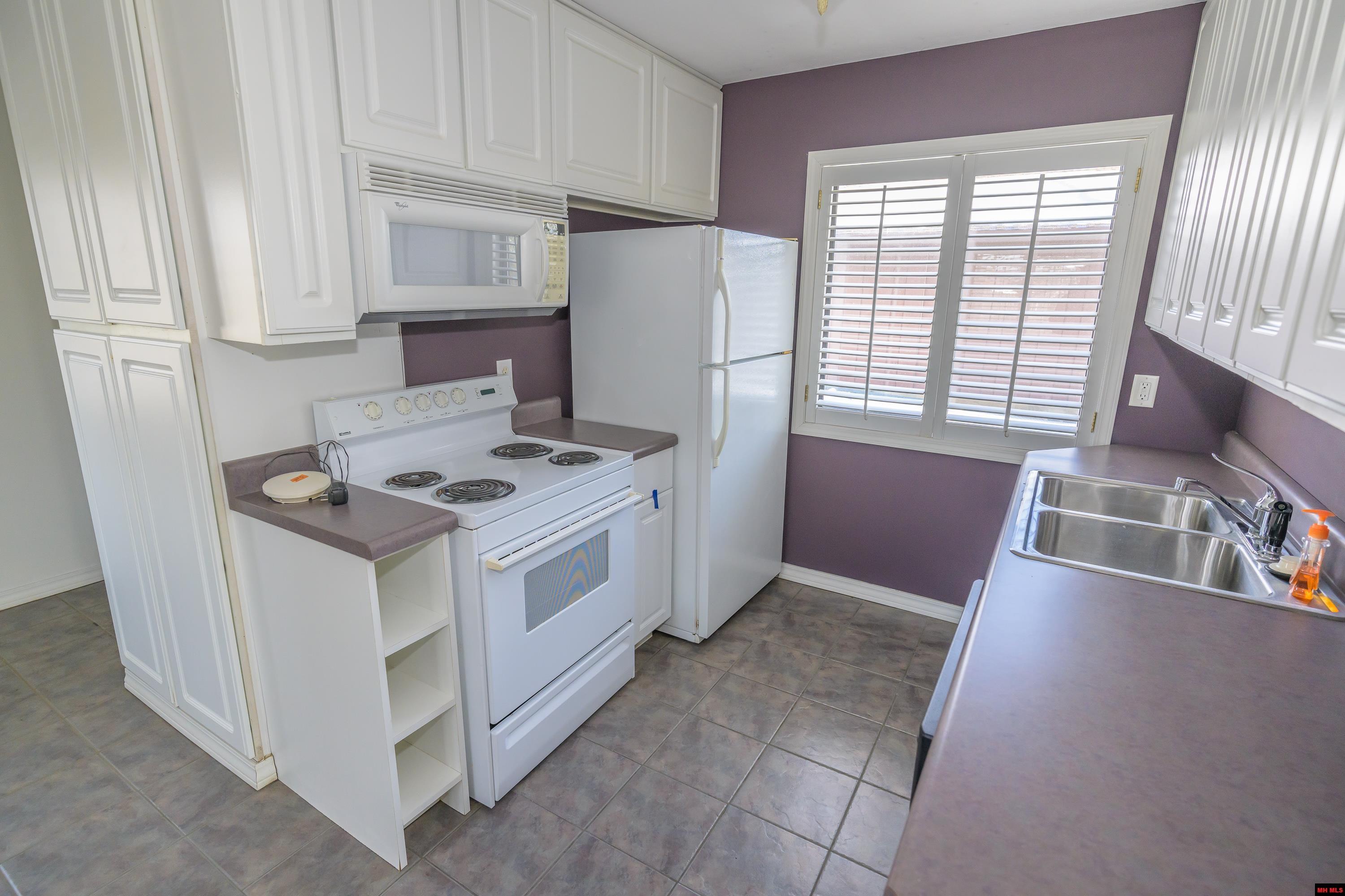 220 N CARDINAL DRIVE Mountain Home, AR