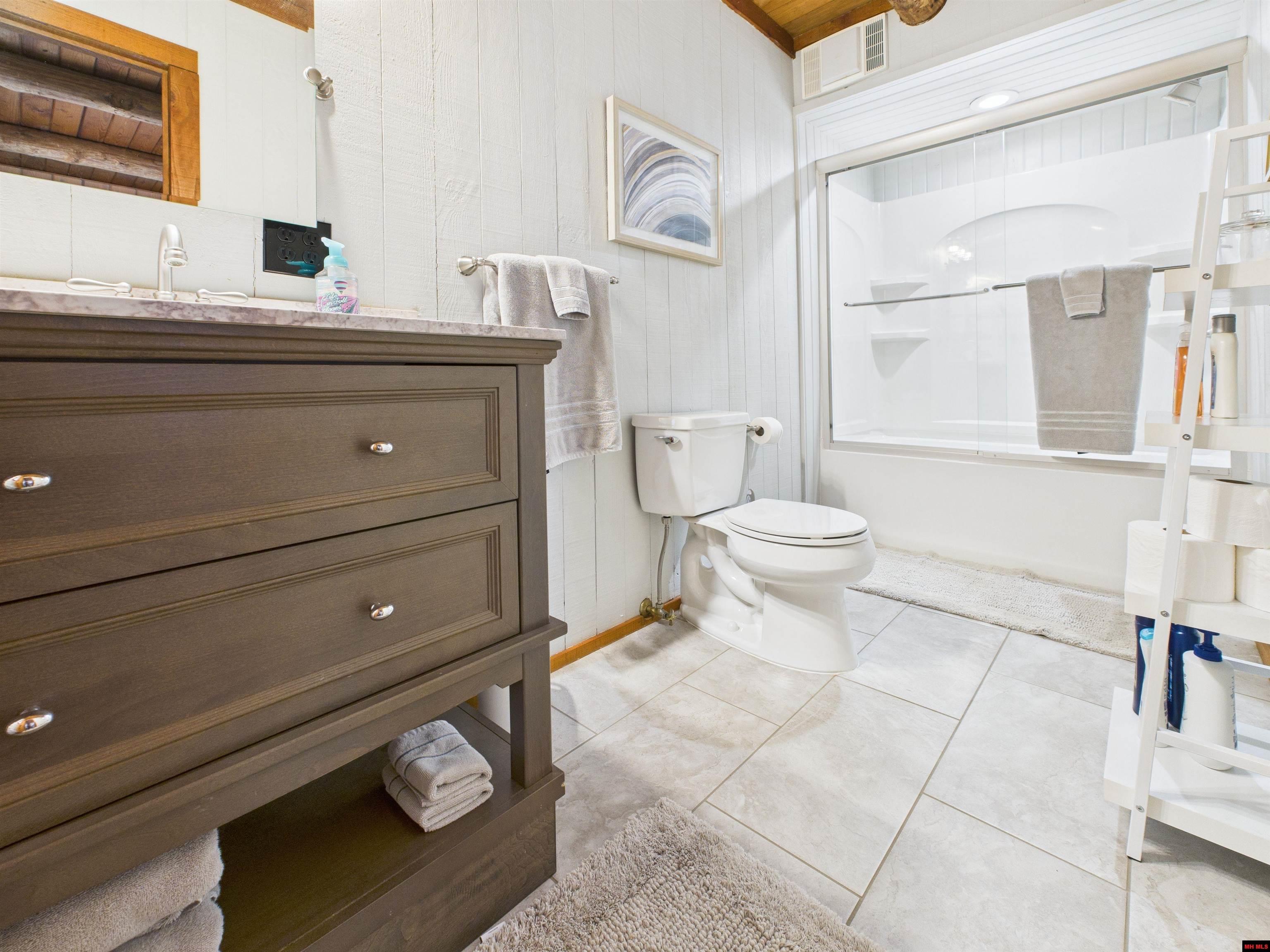 60 Rivers Edge Place