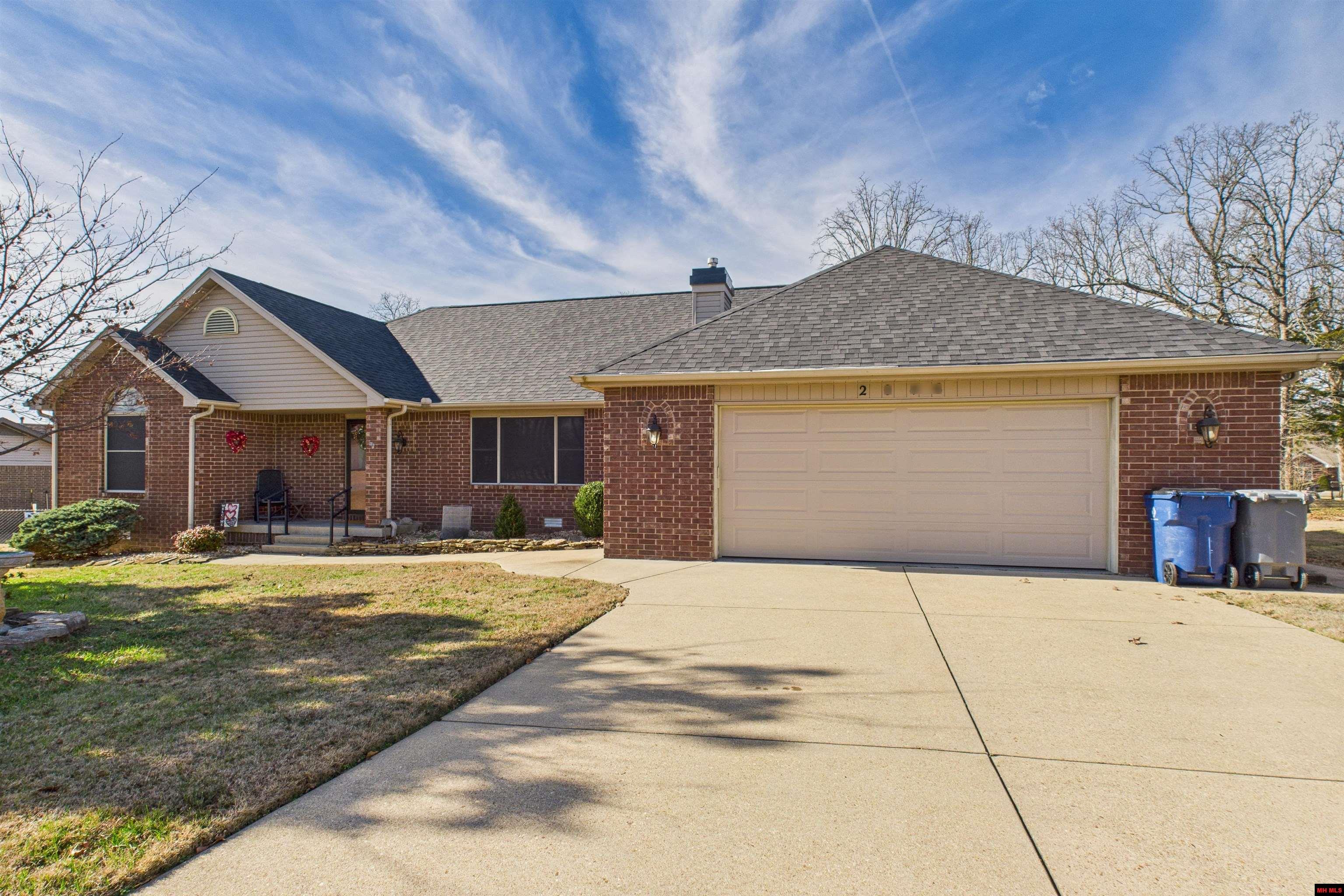 2046 Shadow Oak Drive