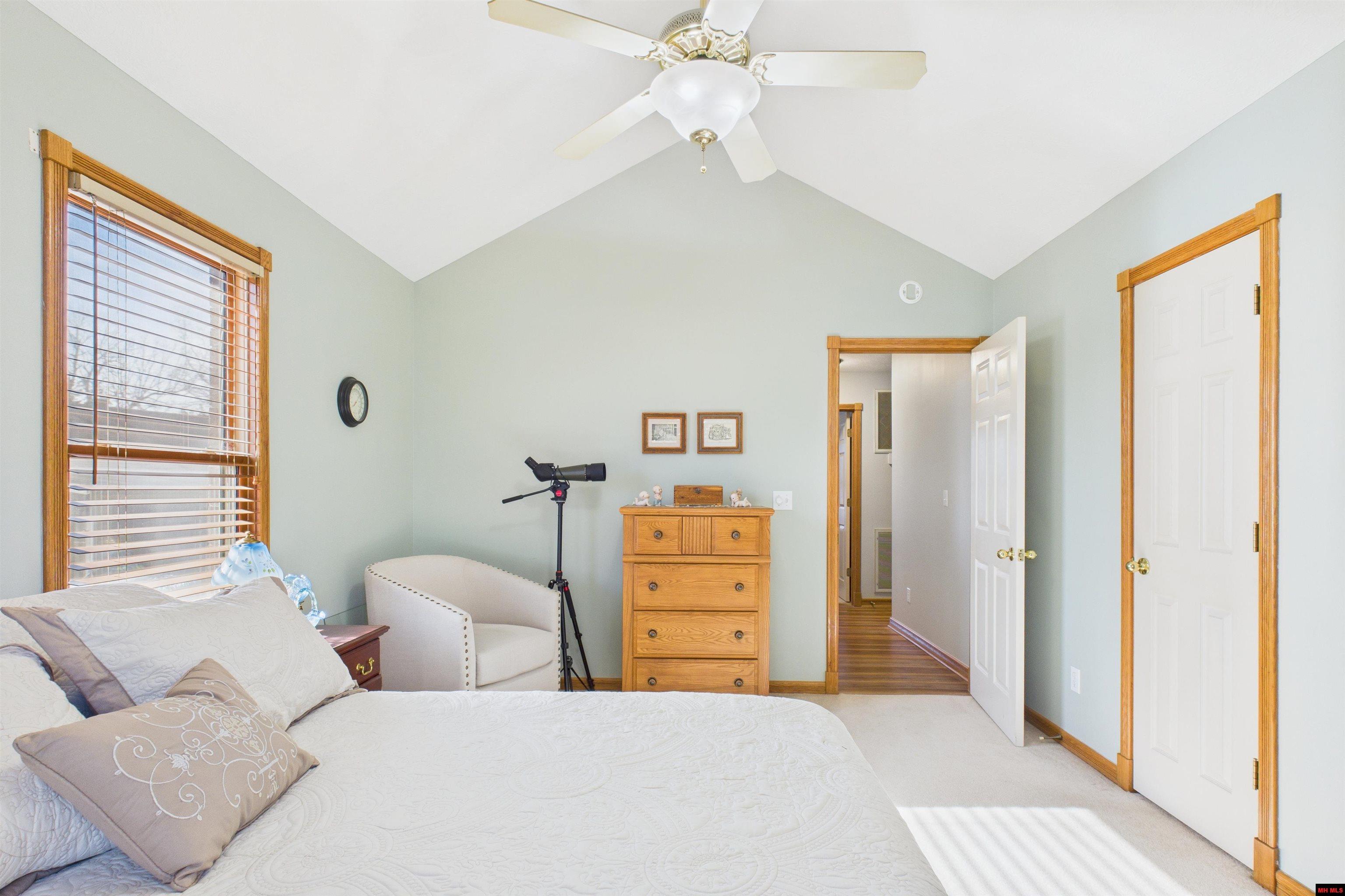 2046 Shadow Oak Drive