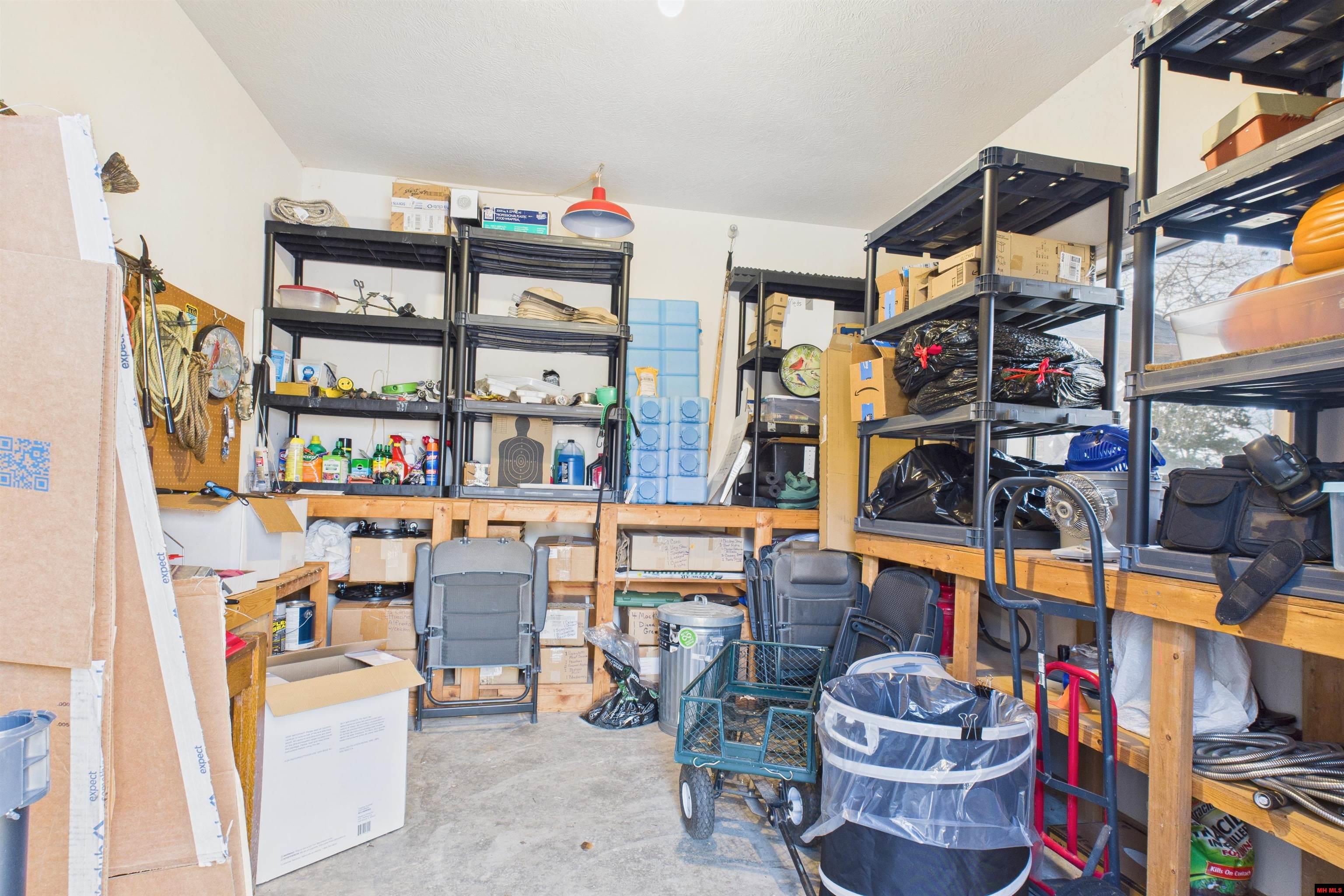 2046 Shadow Oak Drive