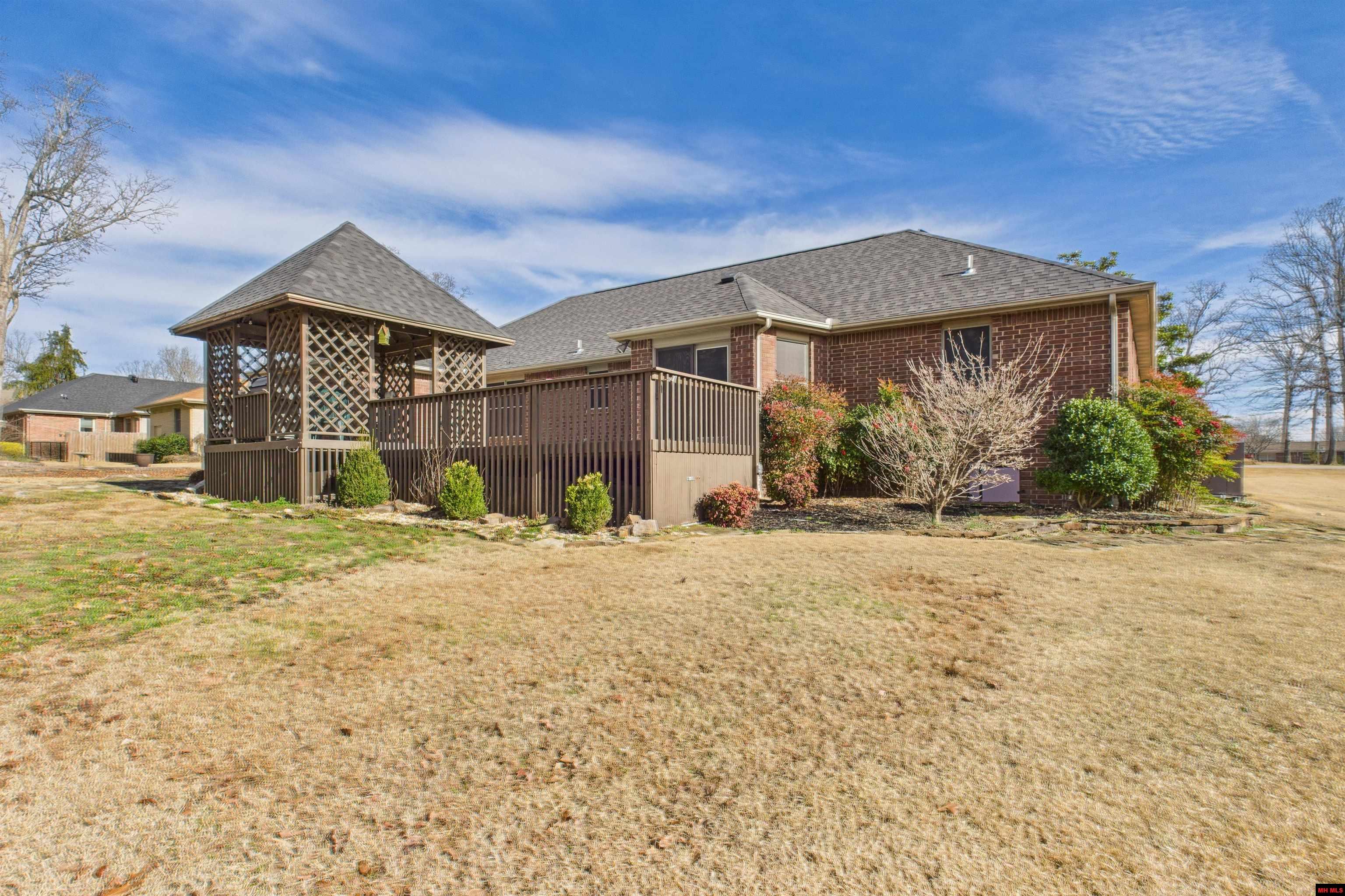 2046 Shadow Oak Drive