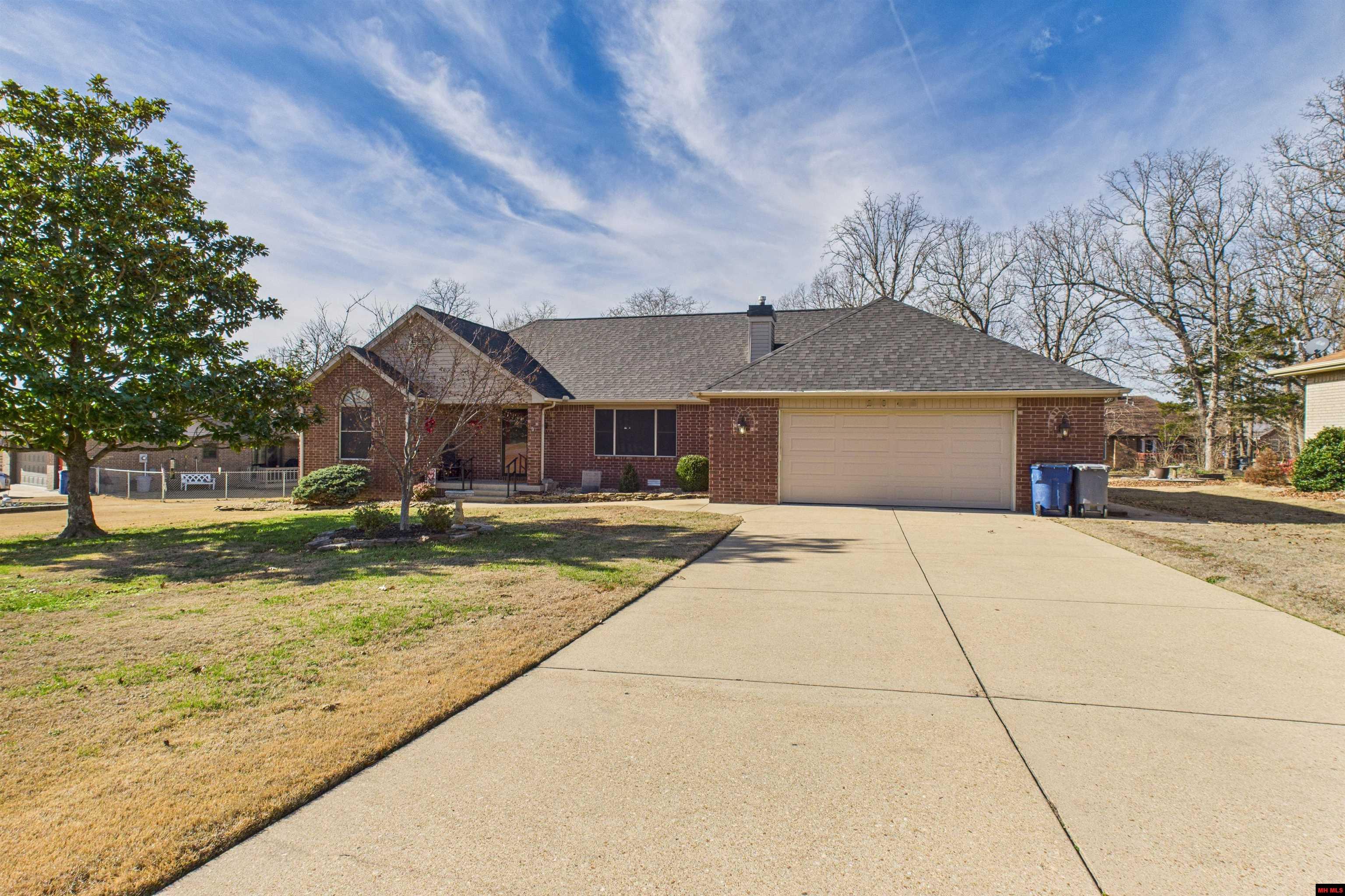 2046 Shadow Oak Drive