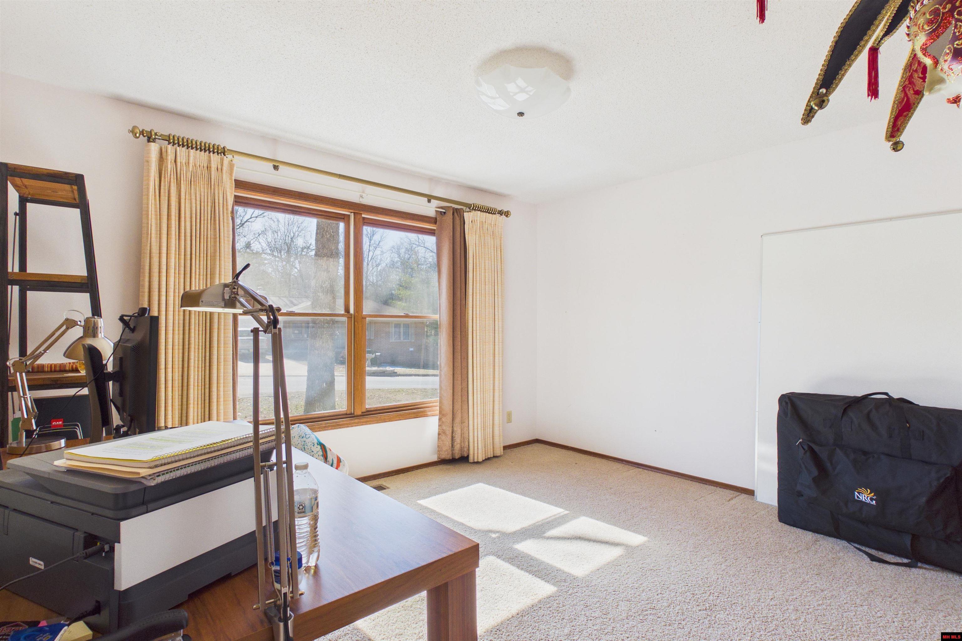 208 Leatherwood Drive