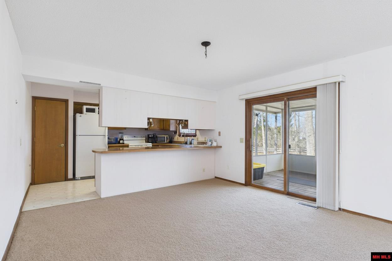 208 Leatherwood Drive