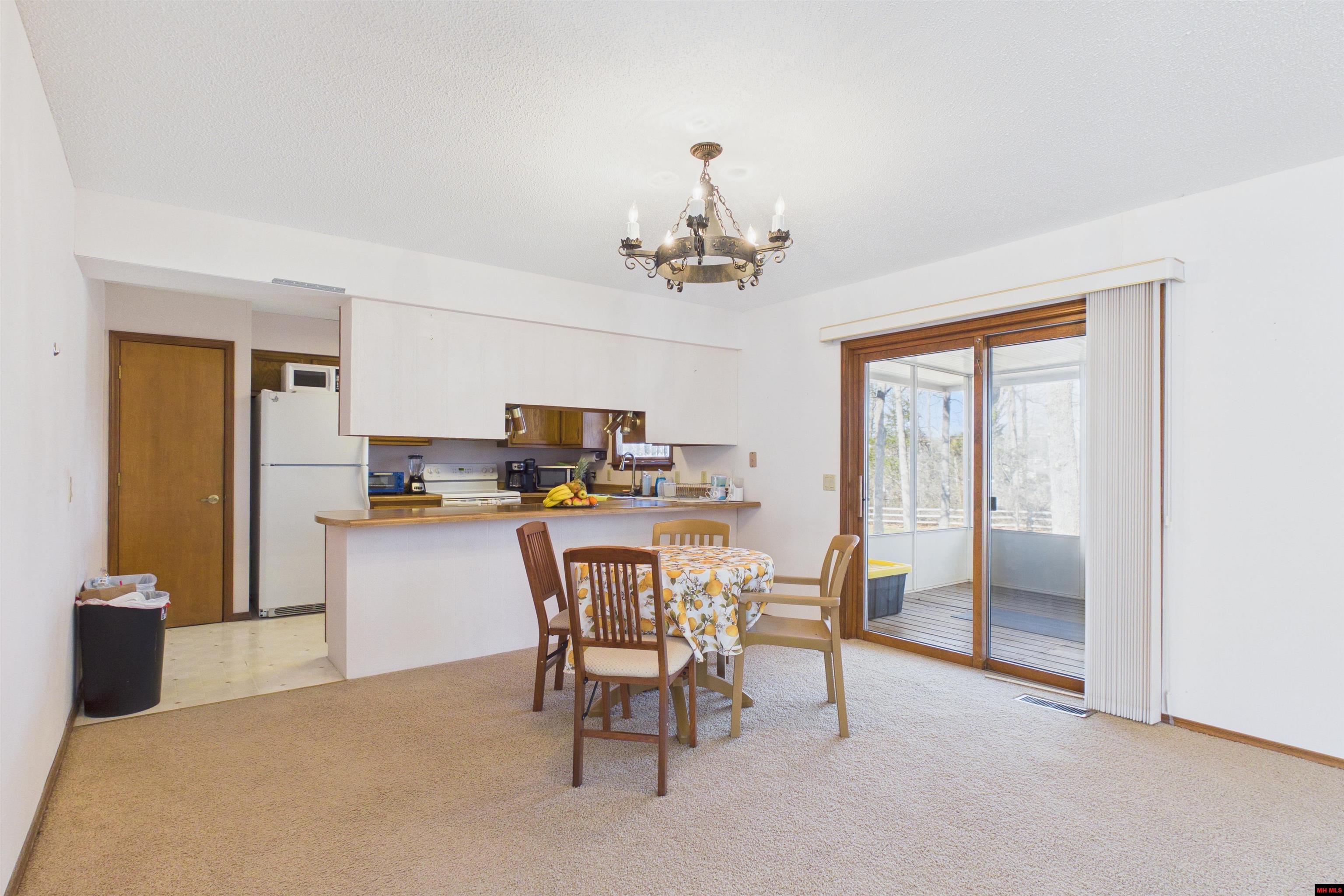 208 Leatherwood Drive