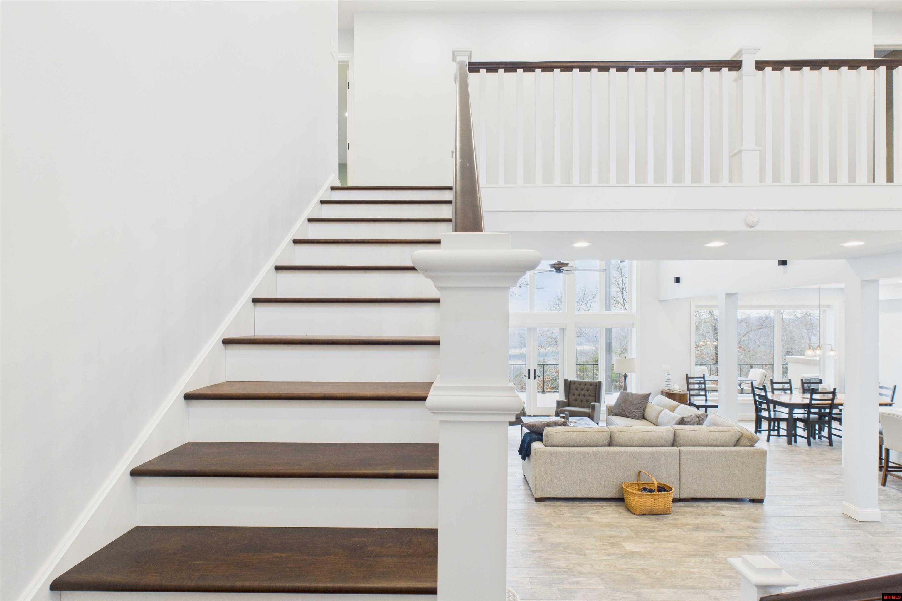 1345 Robinson Point Road